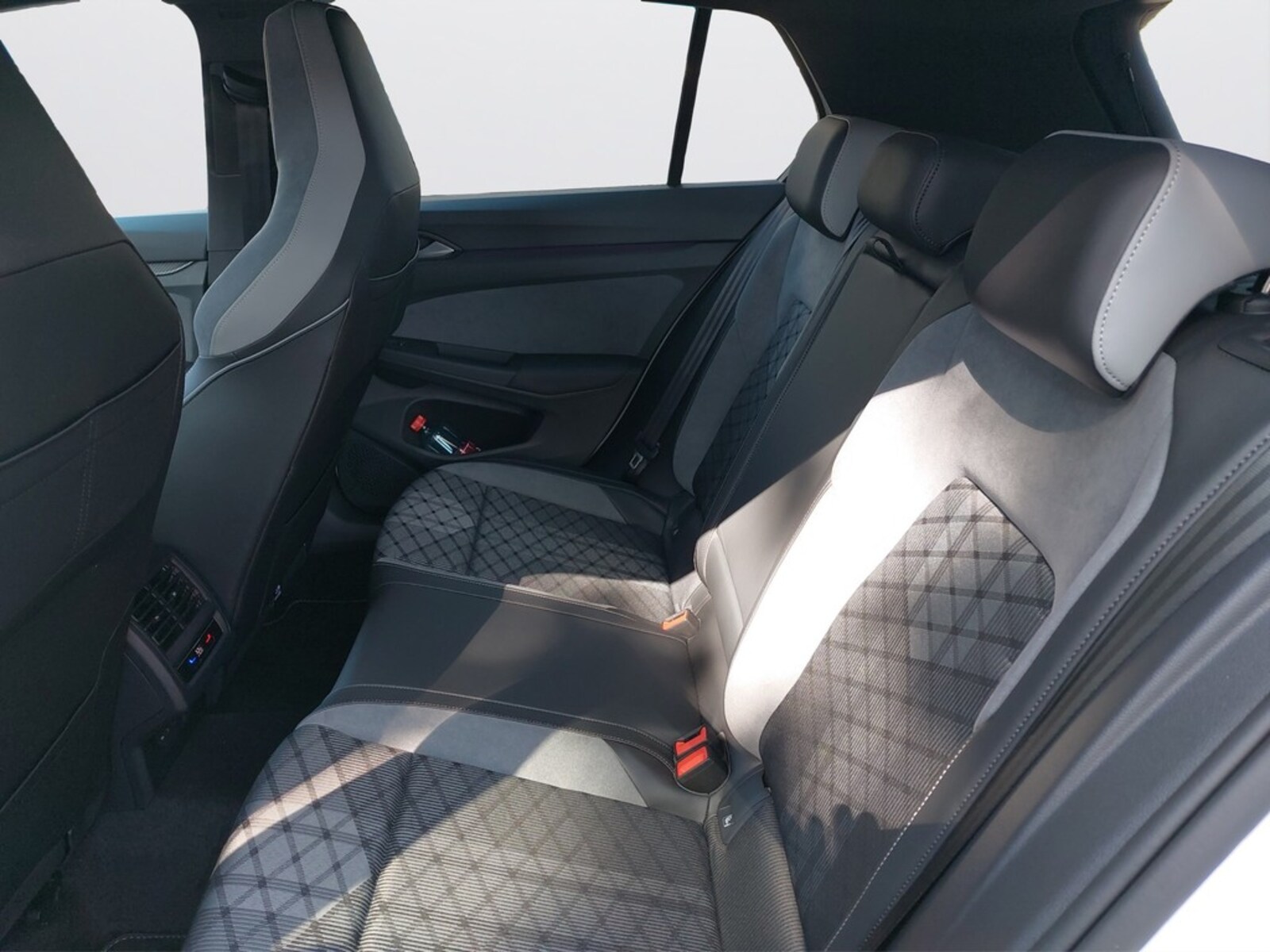 Volkswagen Golf – Bild 14
