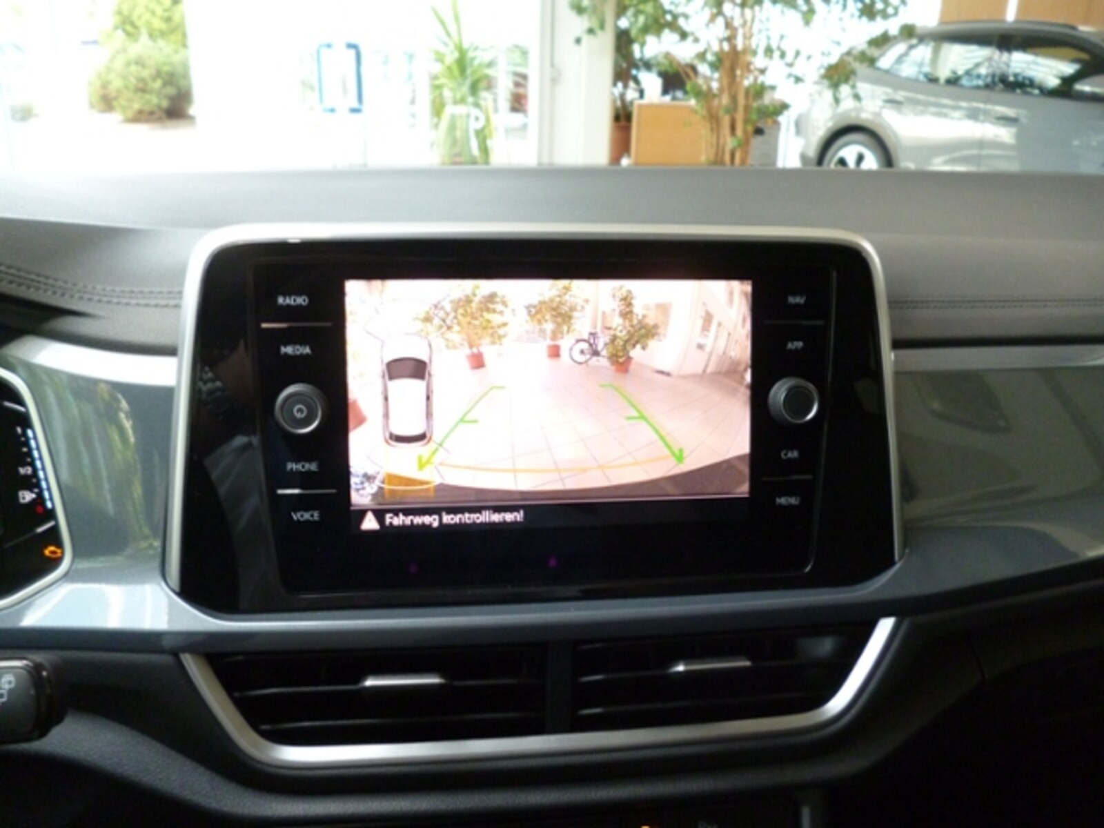 Volkswagen T-Roc – Bild 9
