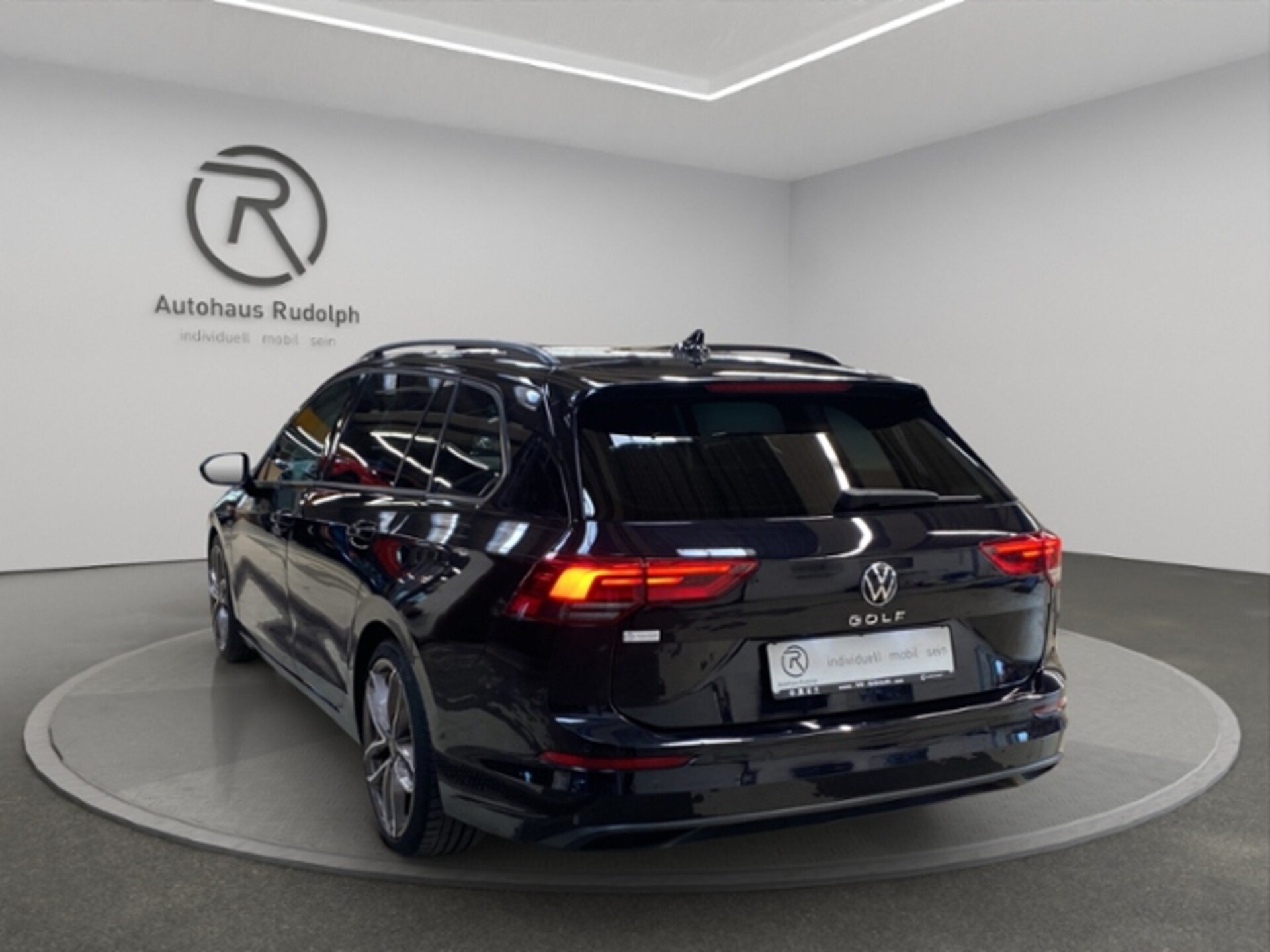Volkswagen Golf Variant Life