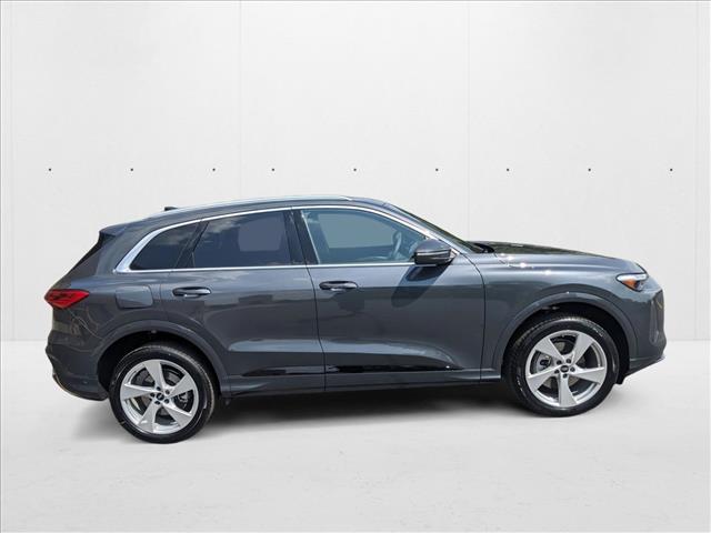2025 AUDI Q5 - Image 4