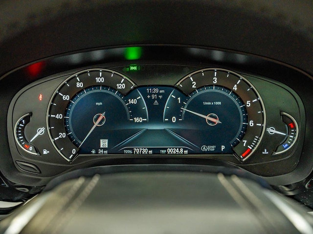 2019 BMW 5 Series 540i - Photo 27
