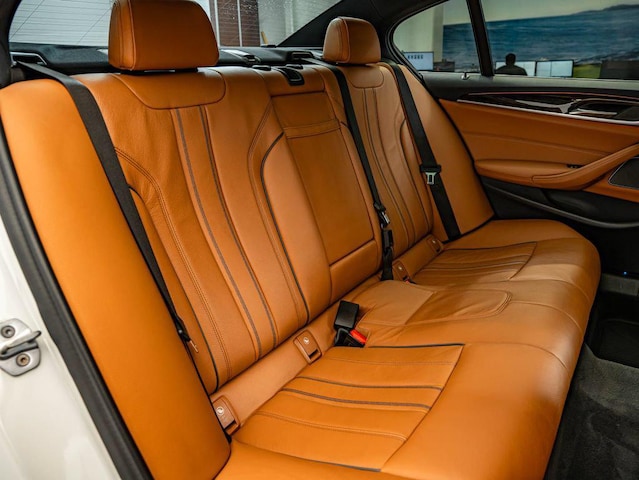 2019 BMW 5 Series 540i - Photo 41