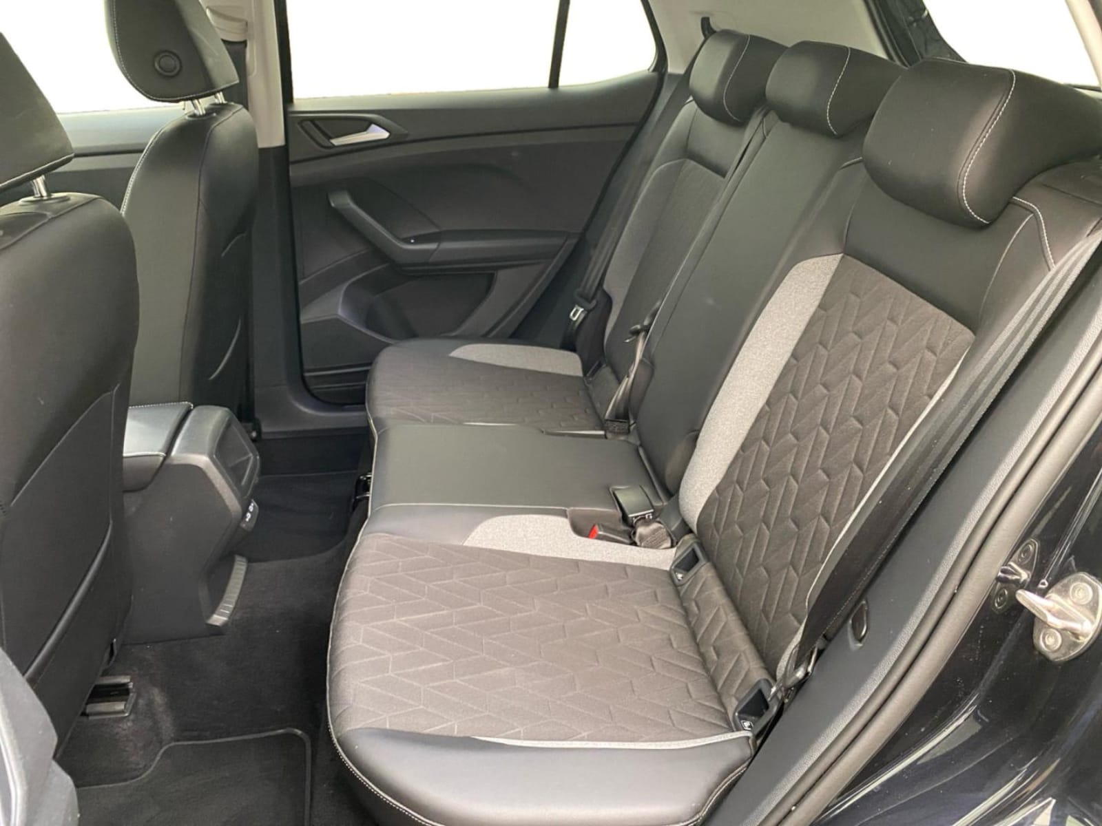 Volkswagen T-Cross – Bild 10