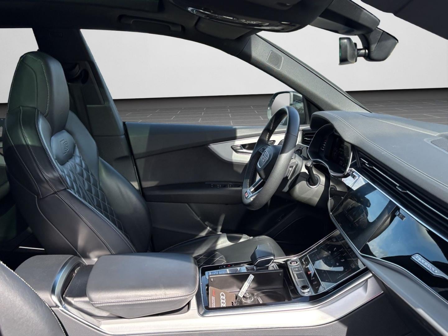 Bild über Audi Q8 50 TDI quattro tiptronic - für weitere Informationen kontaktieren Sie den Audi Partner