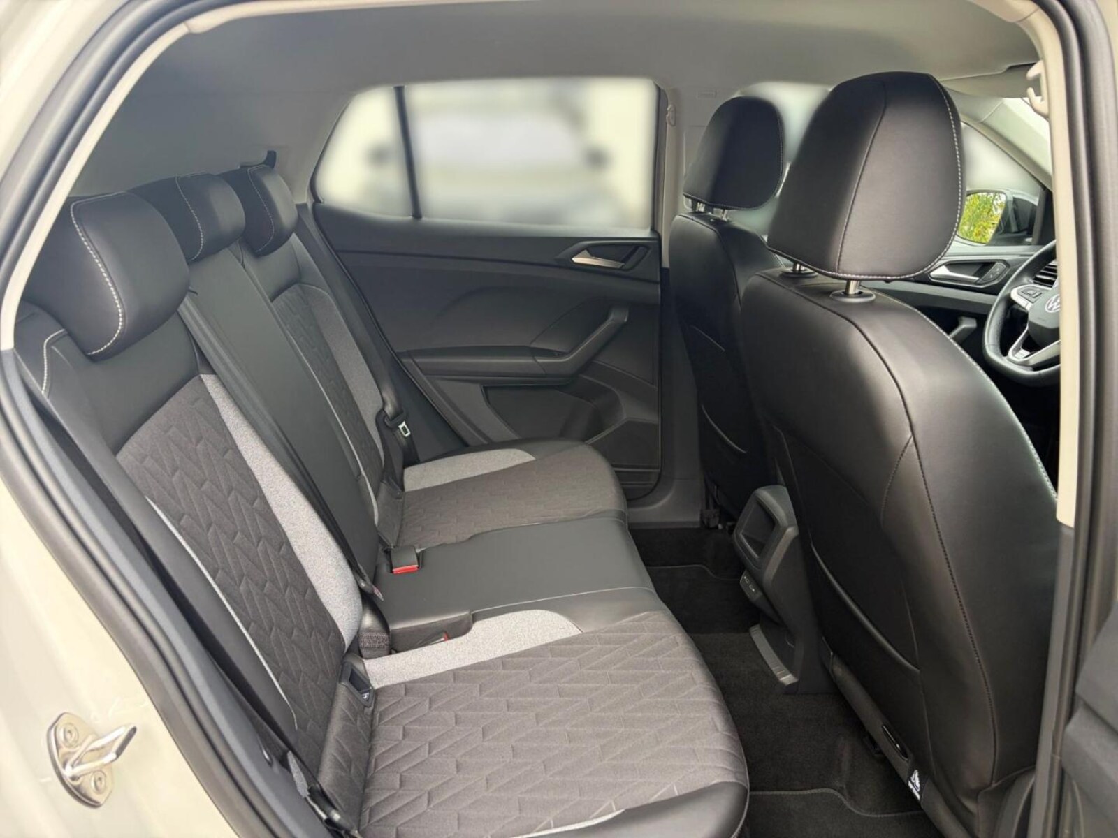 Volkswagen T-Cross – Bild 16