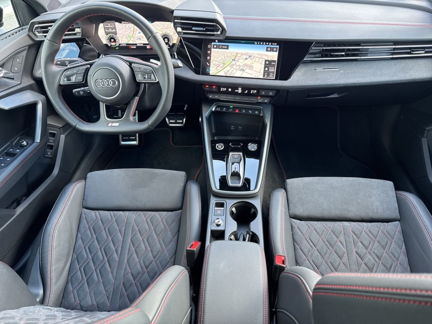 Bild über Audi A3 Sportback TFSI e TFSI e 200 kW S tronic - für weitere Informationen kontaktieren Sie den Audi Partner
