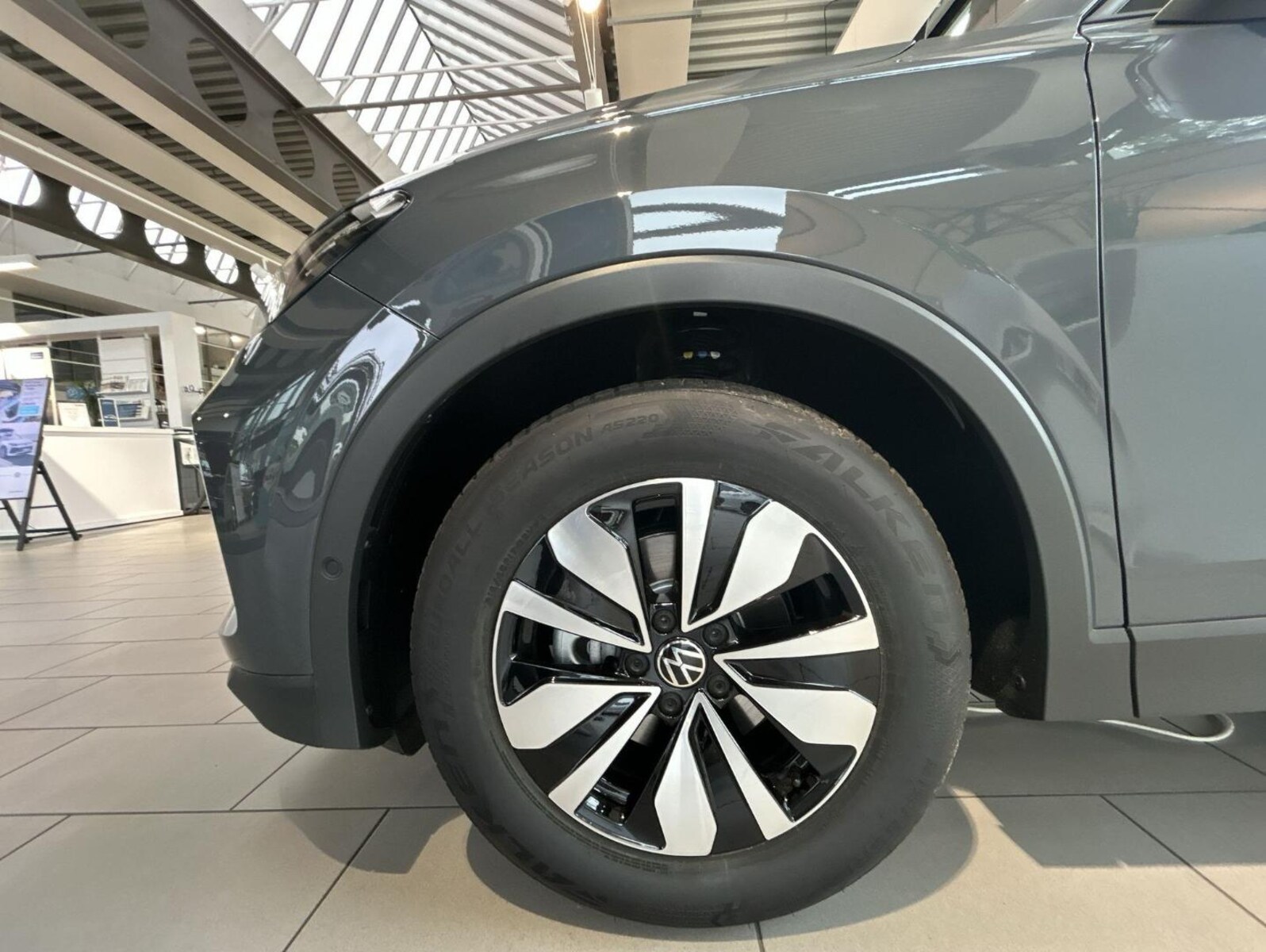 Volkswagen Tiguan – Bild 22