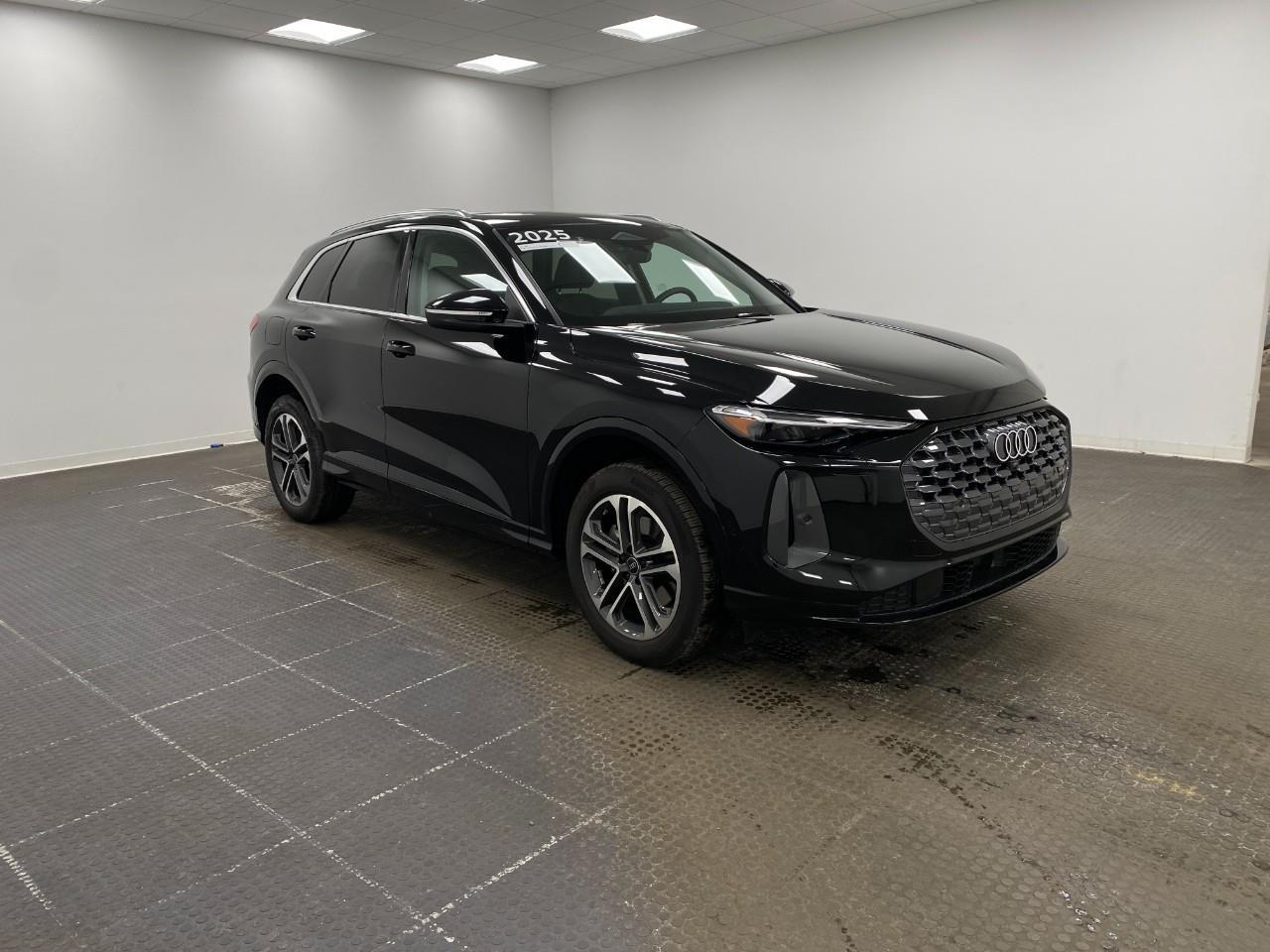2025 Audi Q5 40 Premium Plus's photo