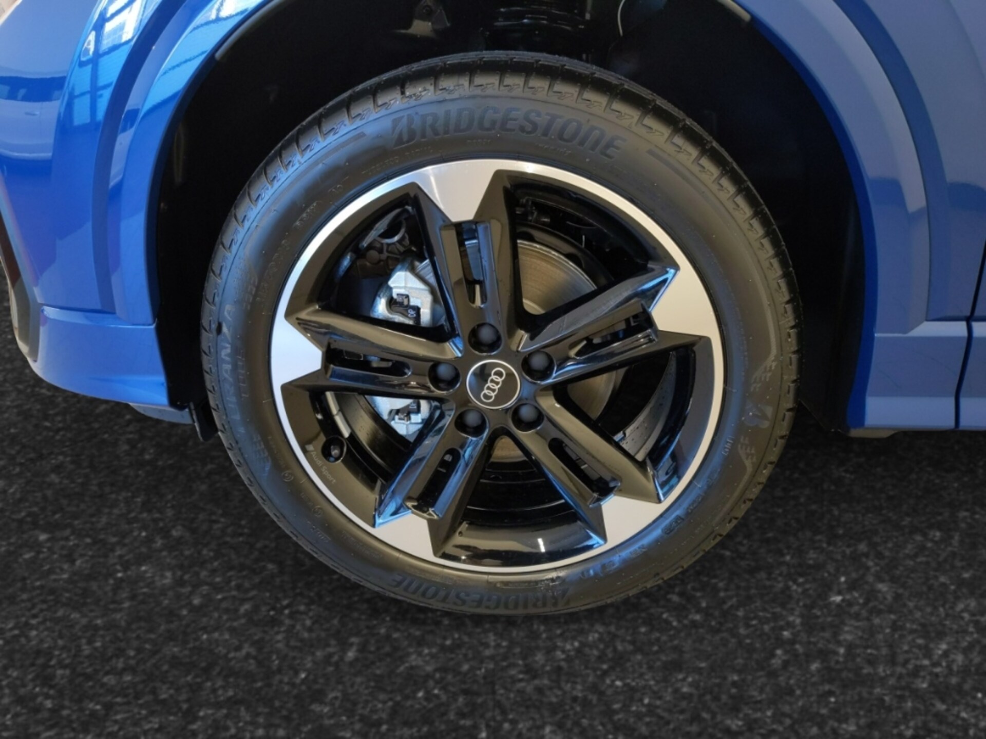 Audi Q2 S line