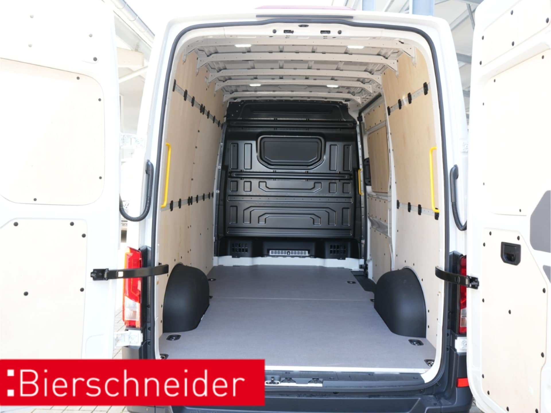 Volkswagen Crafter Kasten mittlerer Radstand