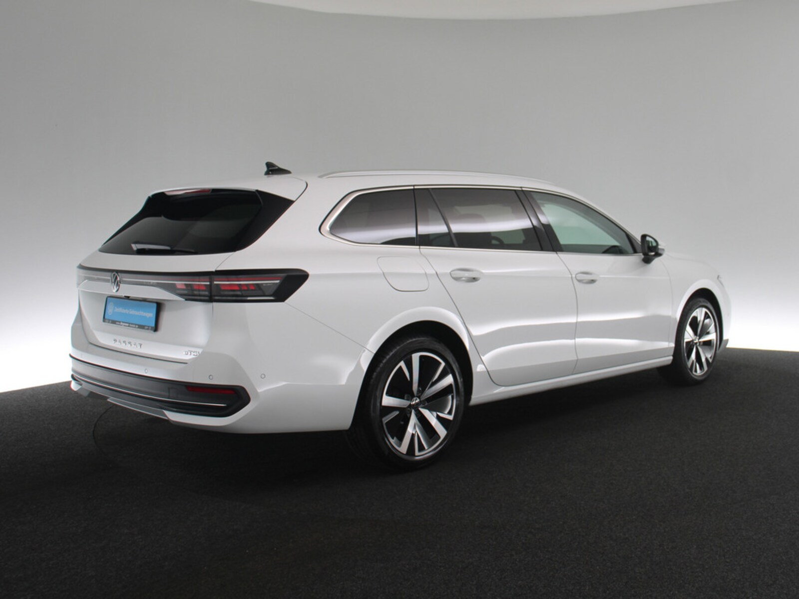 Volkswagen Passat – Bild 4