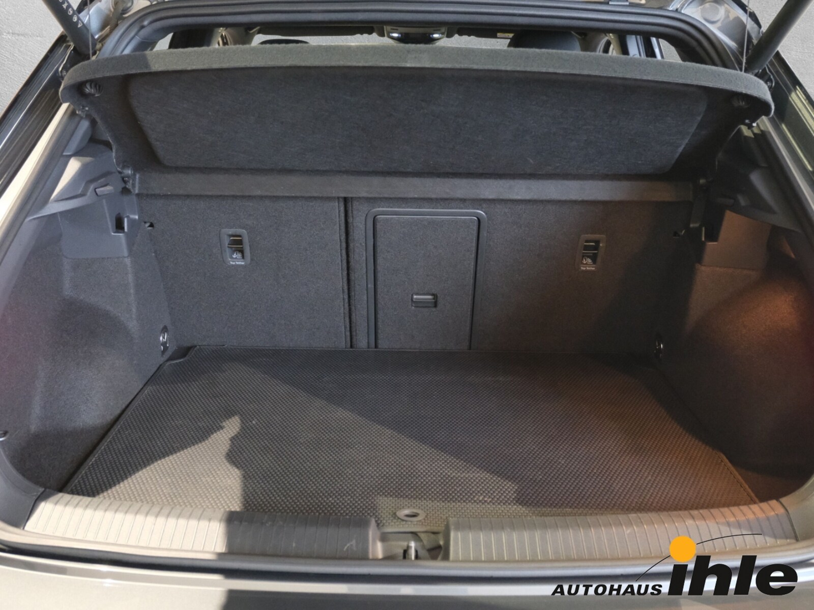 Volkswagen T-Roc – Bild 8