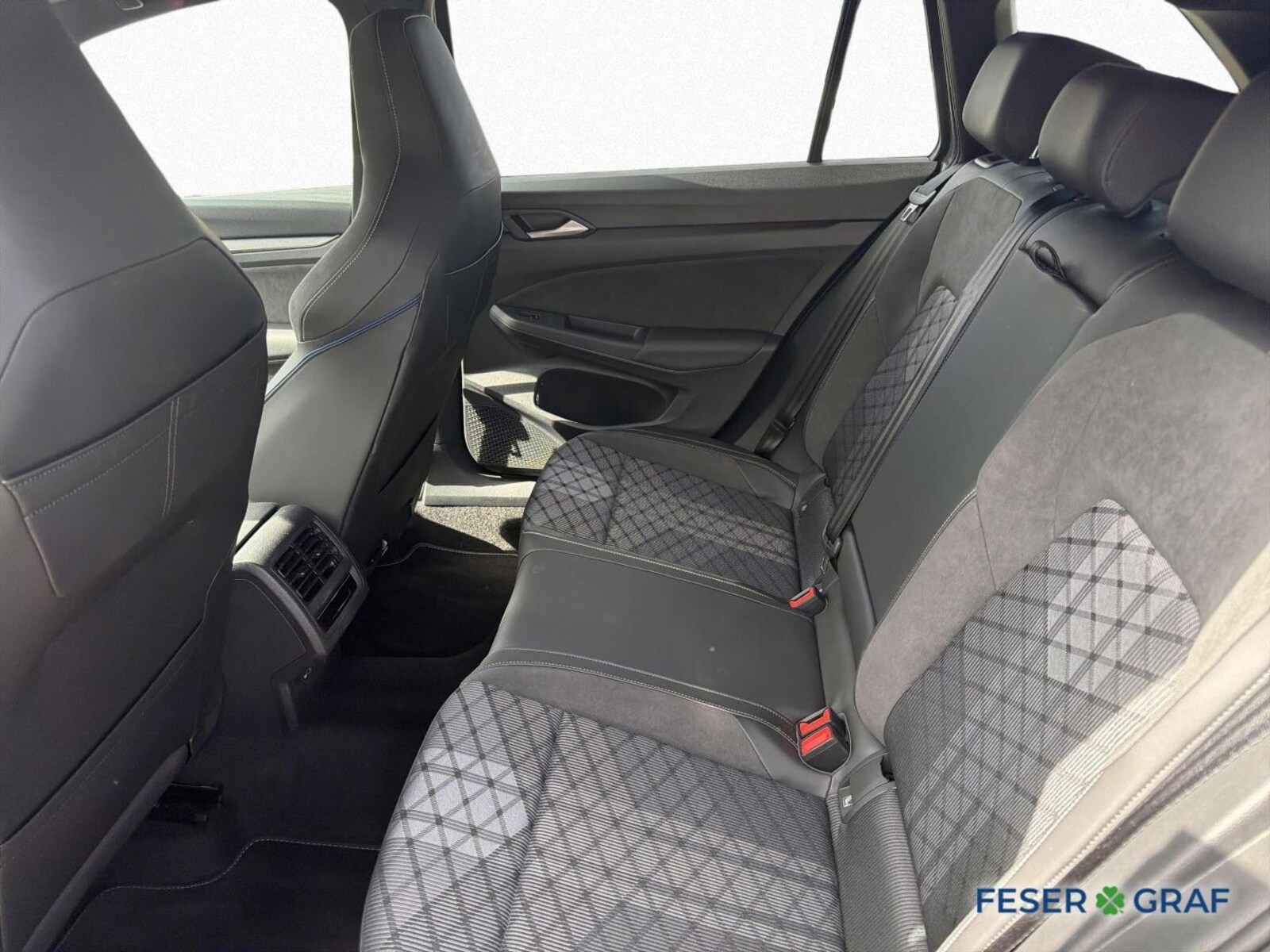 Volkswagen Golf Variant – Bild 13