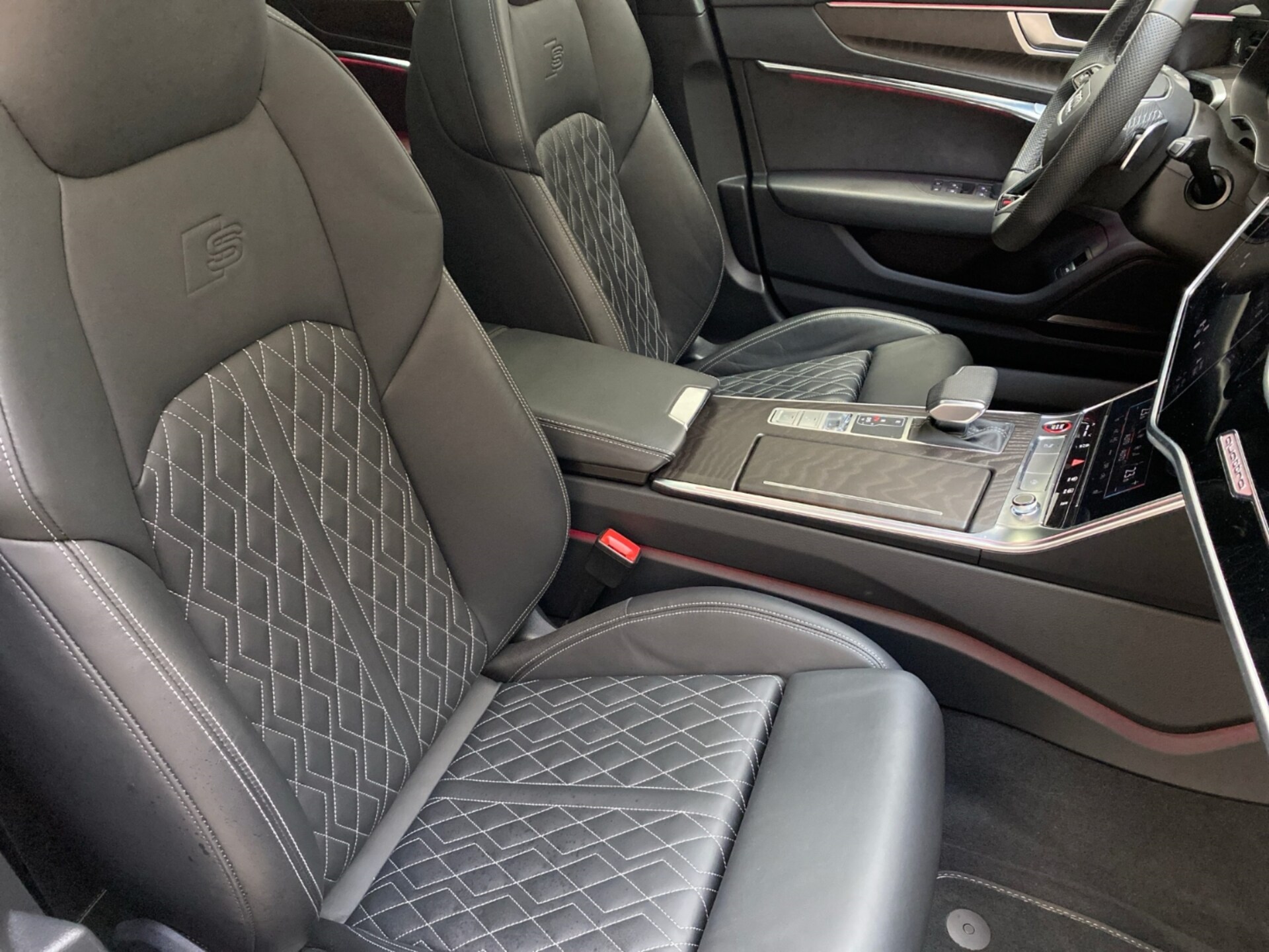 Audi S6 Avant