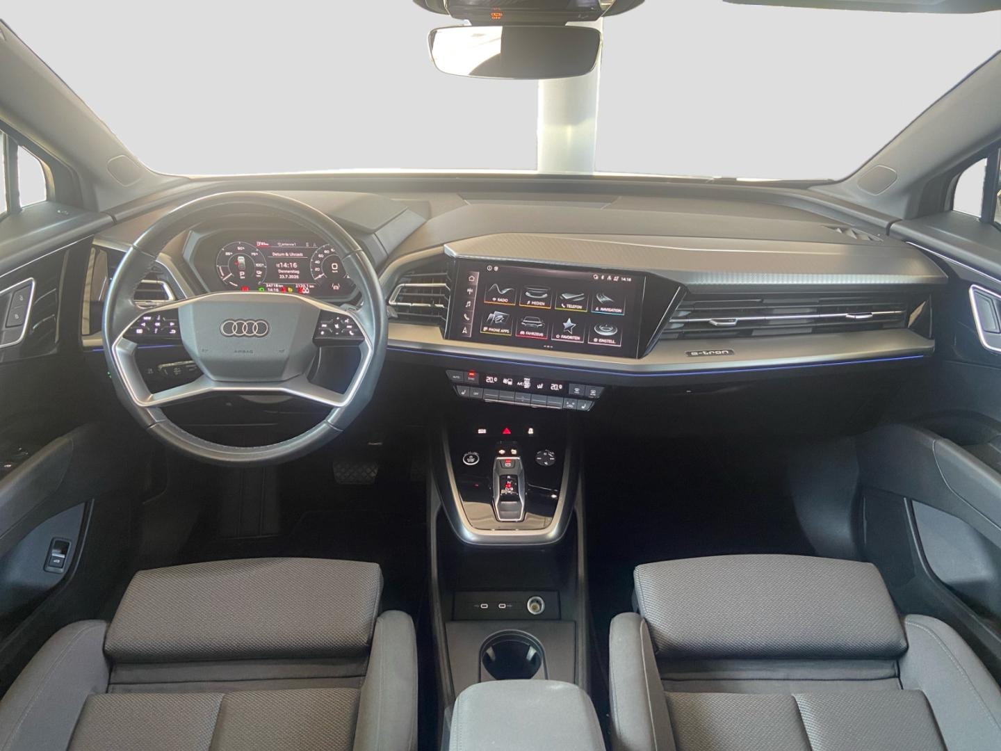 Bild über Audi Q4 Sportback e-tron 40 e-tron - für weitere Informationen kontaktieren Sie den Audi Partner