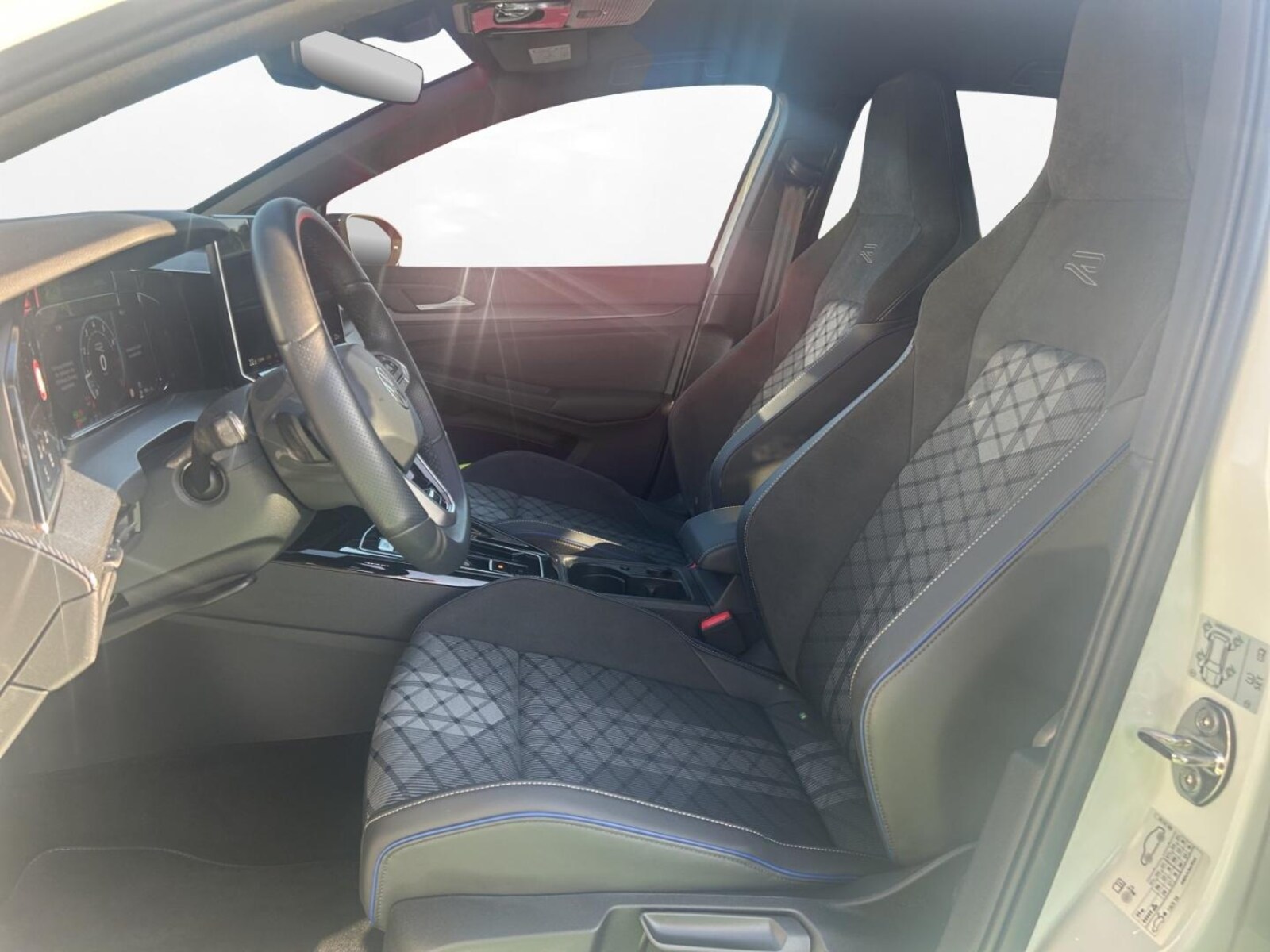 Volkswagen Golf – Bild 8