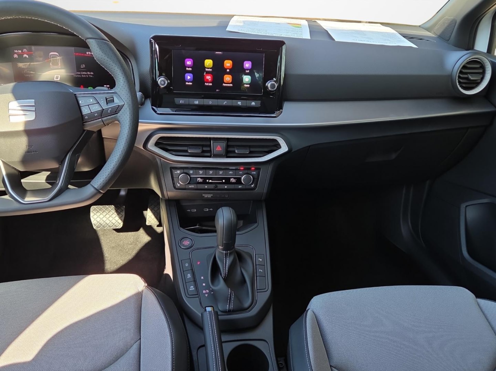 SEAT Arona FR