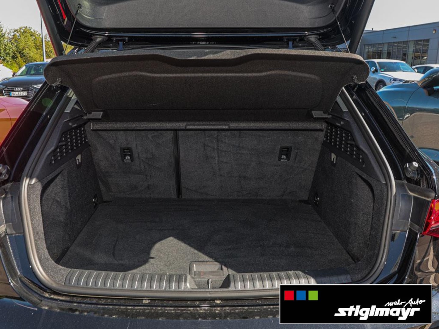 Bild über Audi A3 Sportback TDI S tronic - für weitere Informationen kontaktieren Sie den Audi Partner