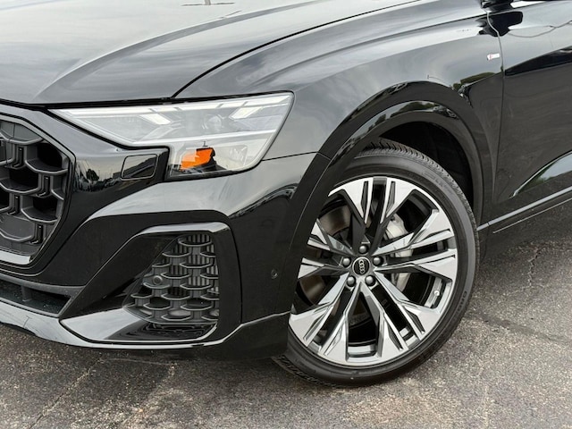 2026 Audi Q8