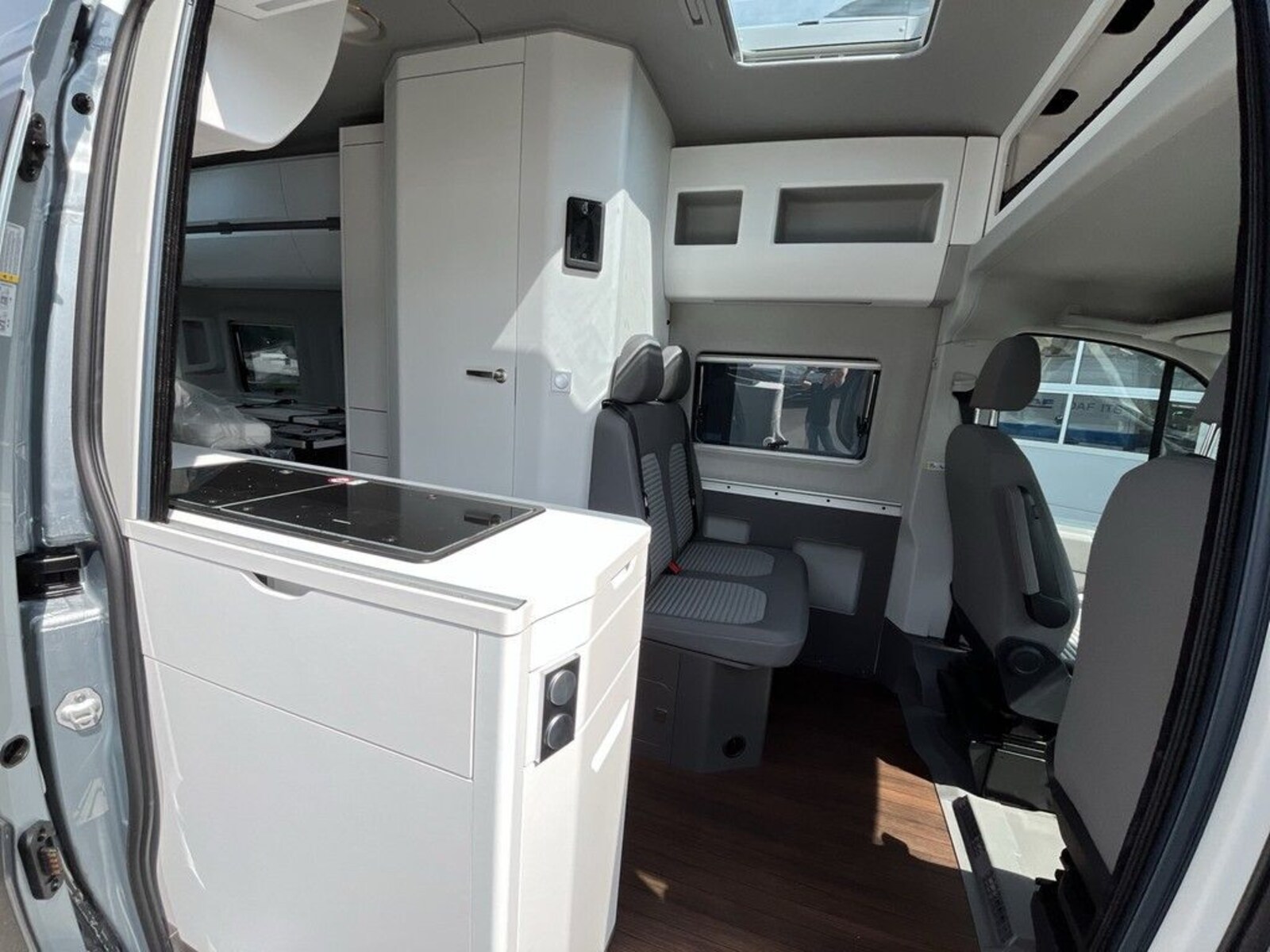 Volkswagen Grand California 680 – Bild 20