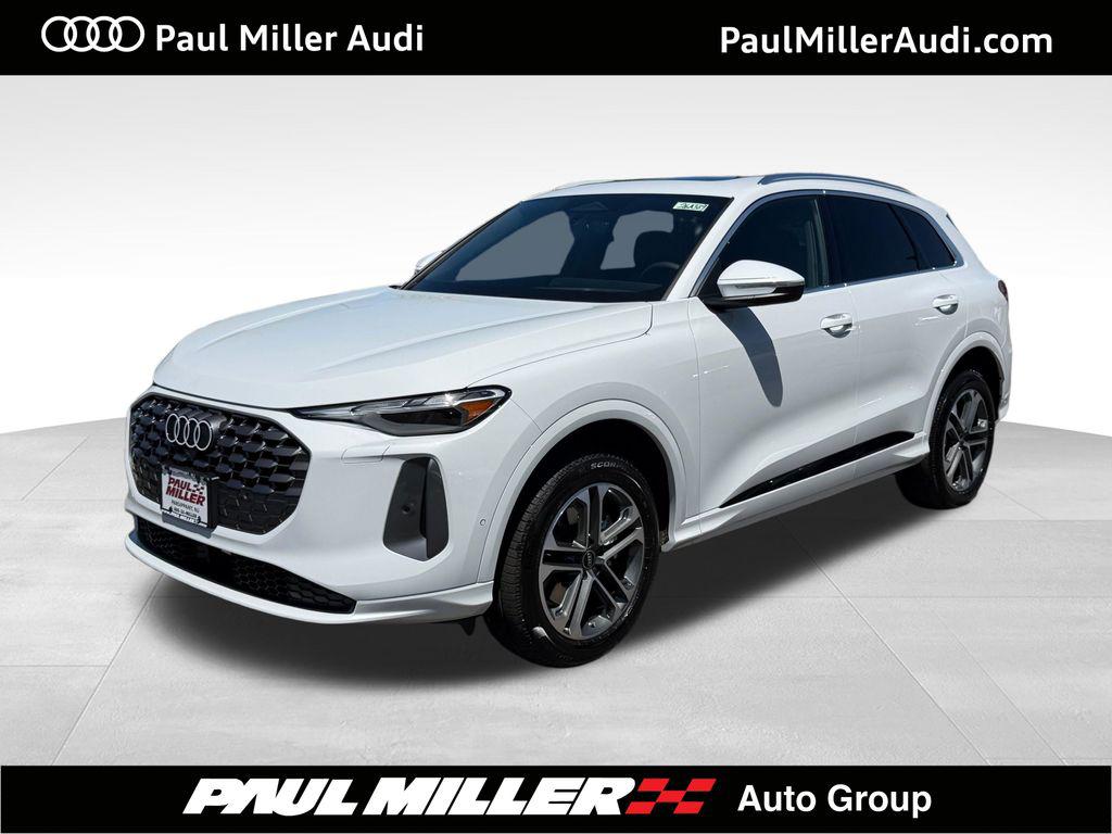 2026 Audi Q5 Premium quattro's photo