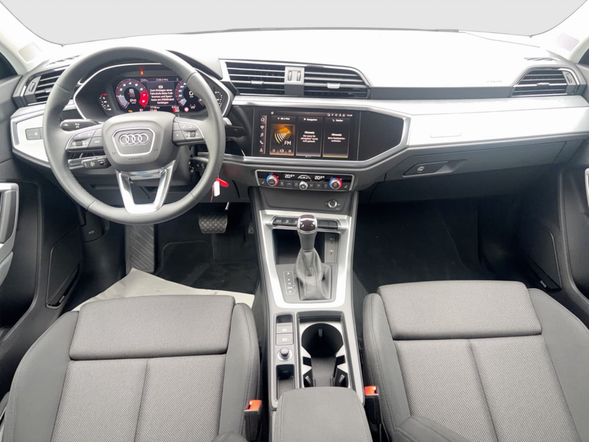 Audi Q3 Sportback S line