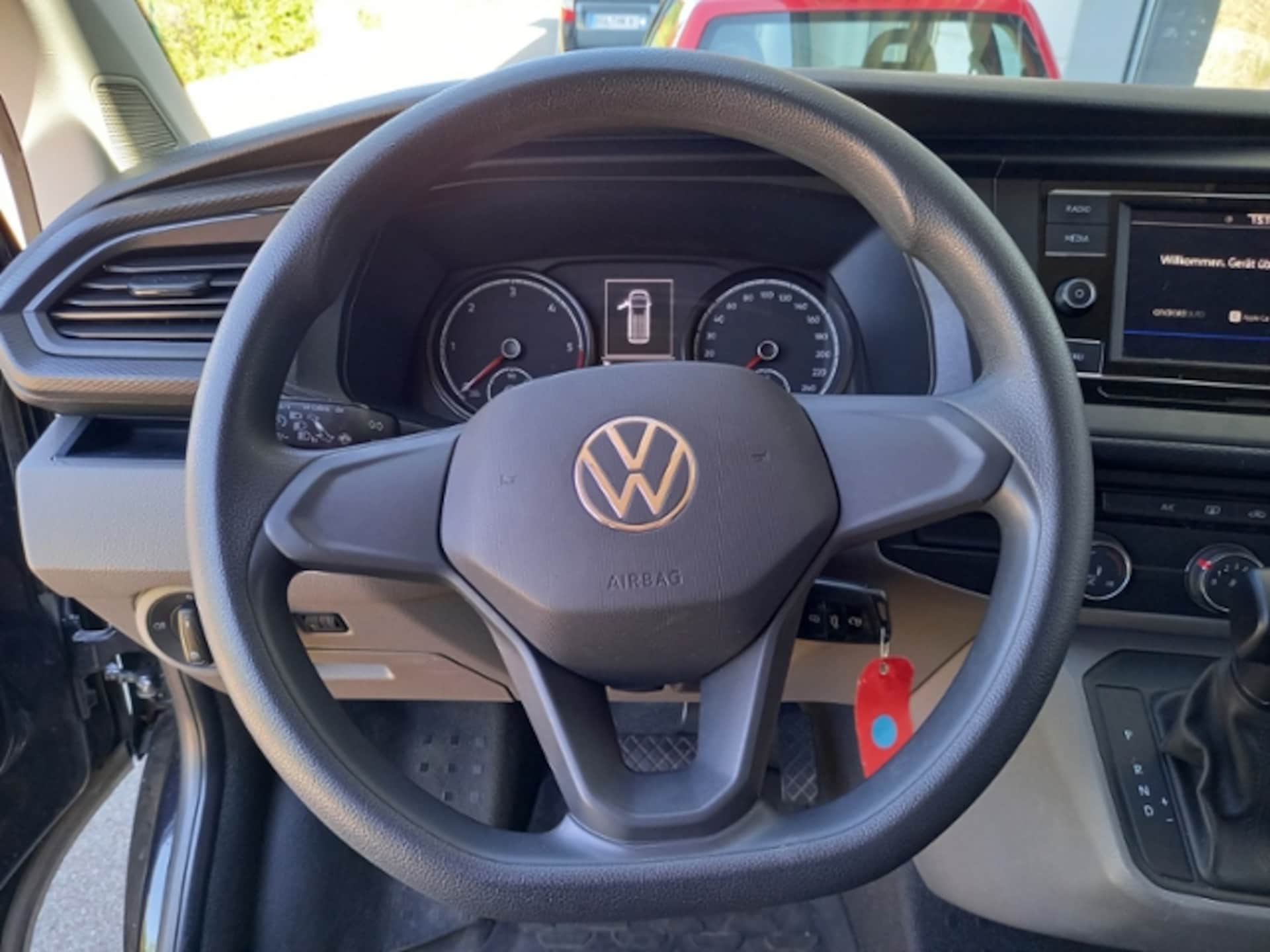 Volkswagen T6.1 Transporter Kombi kurzer Radstand