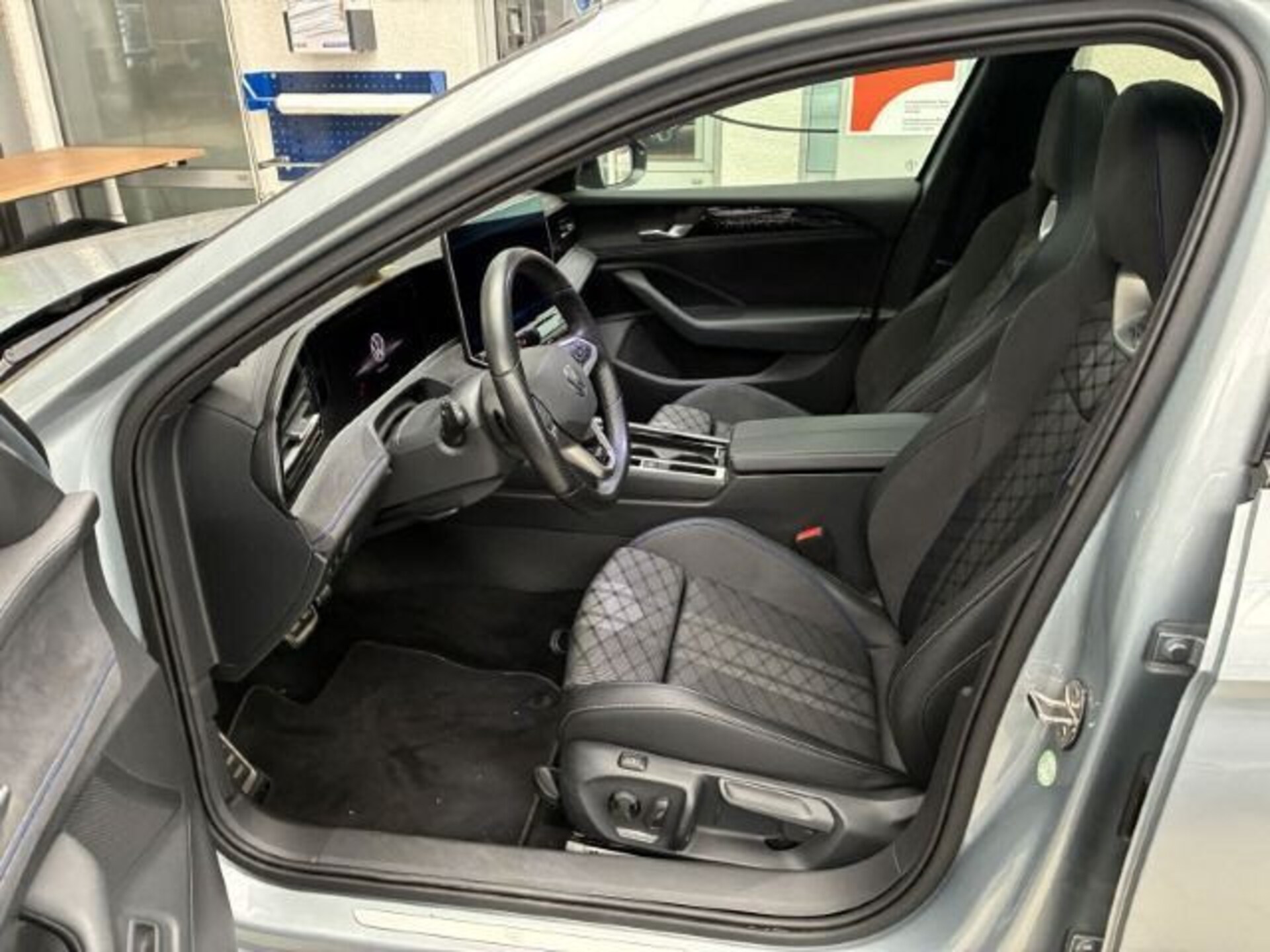 Volkswagen Passat R-Line