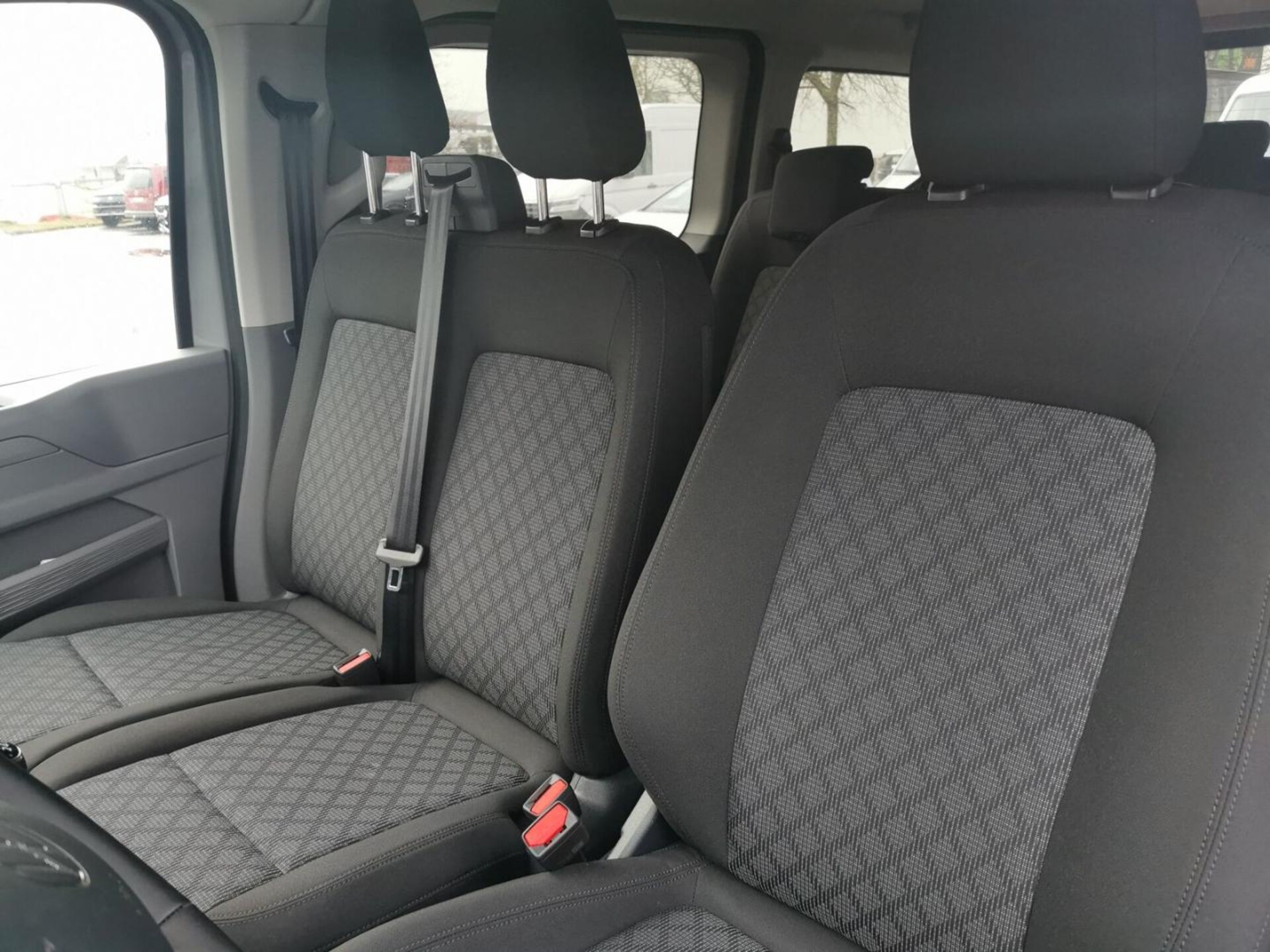 Volkswagen Transporter Kombi kurzer Radstand