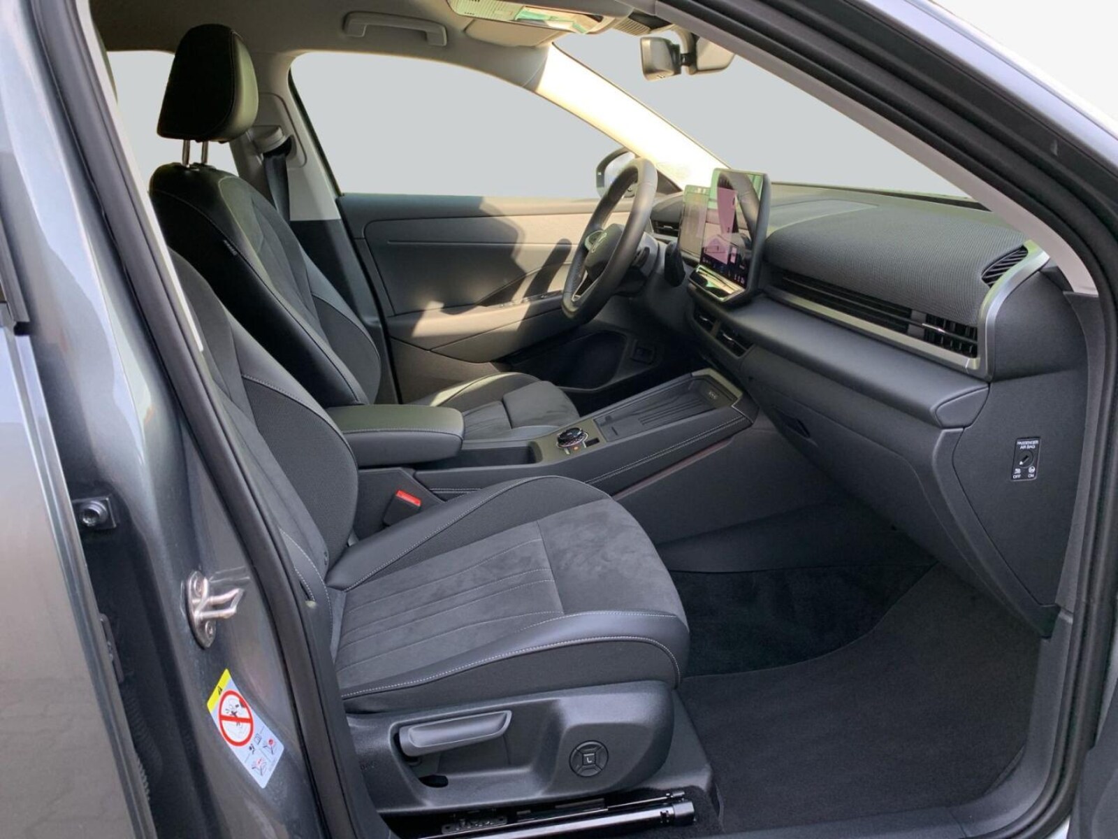 Volkswagen T-Roc – Bild 12