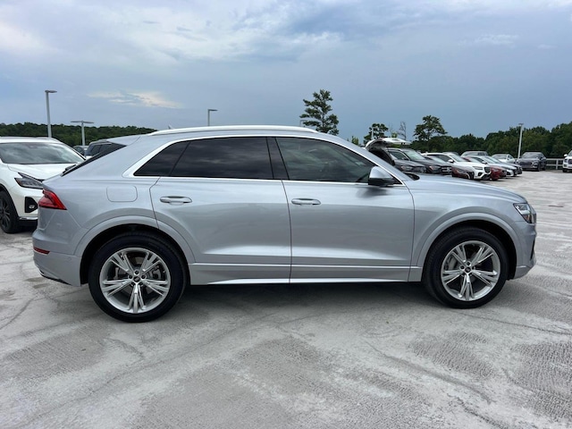 2022 Audi Q8