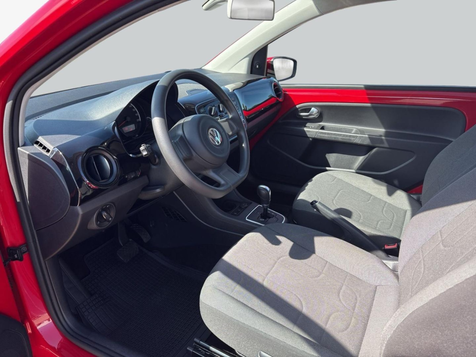 Volkswagen up! move up!