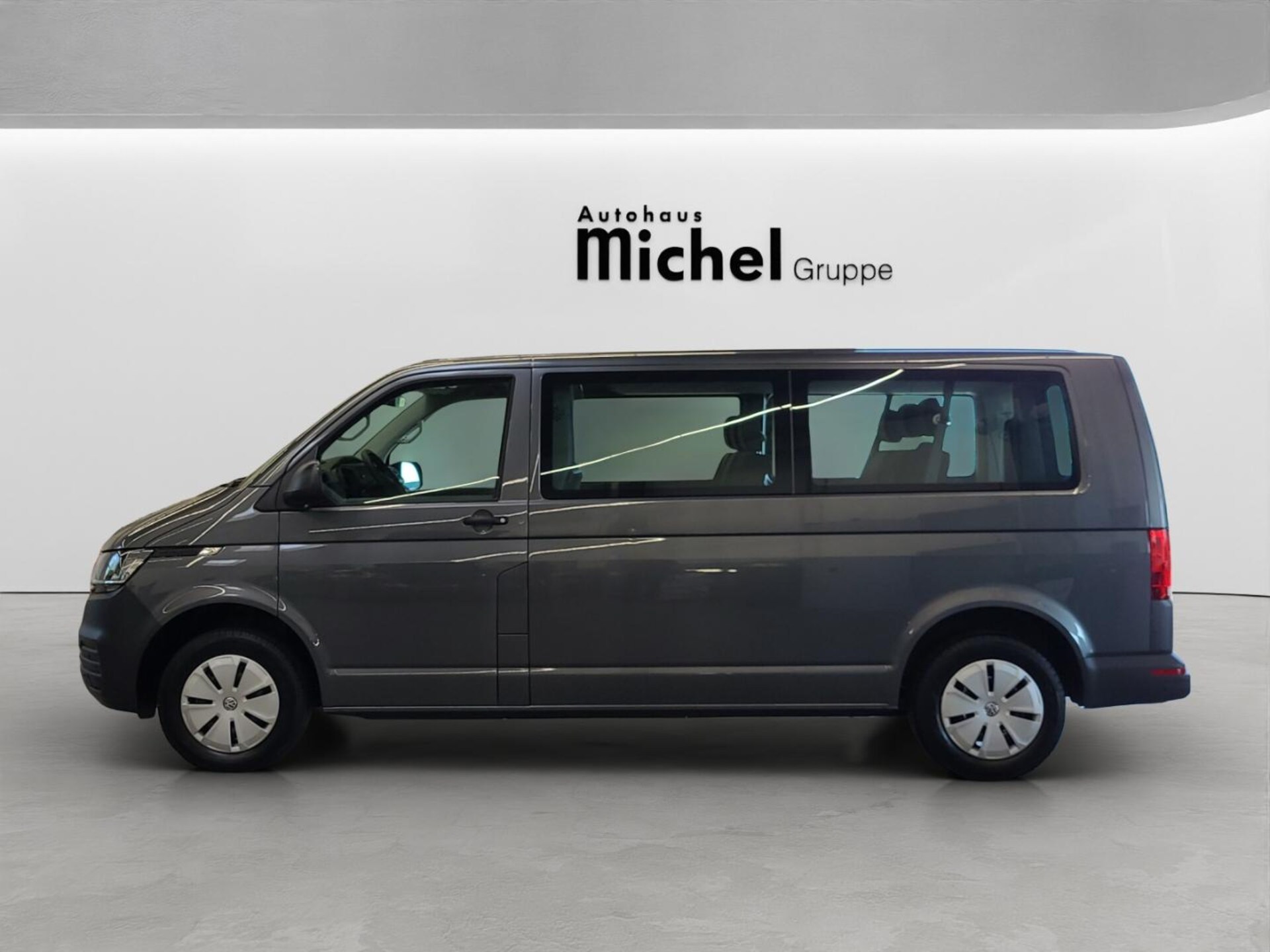 Volkswagen T6.1 Transporter Kombi langer Radstand