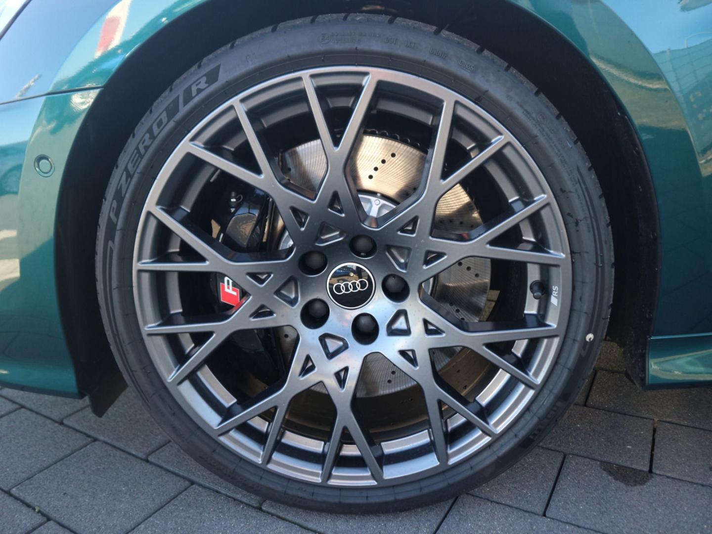 Image about Audi RS 3 Limousine TFSI quattro S tronic