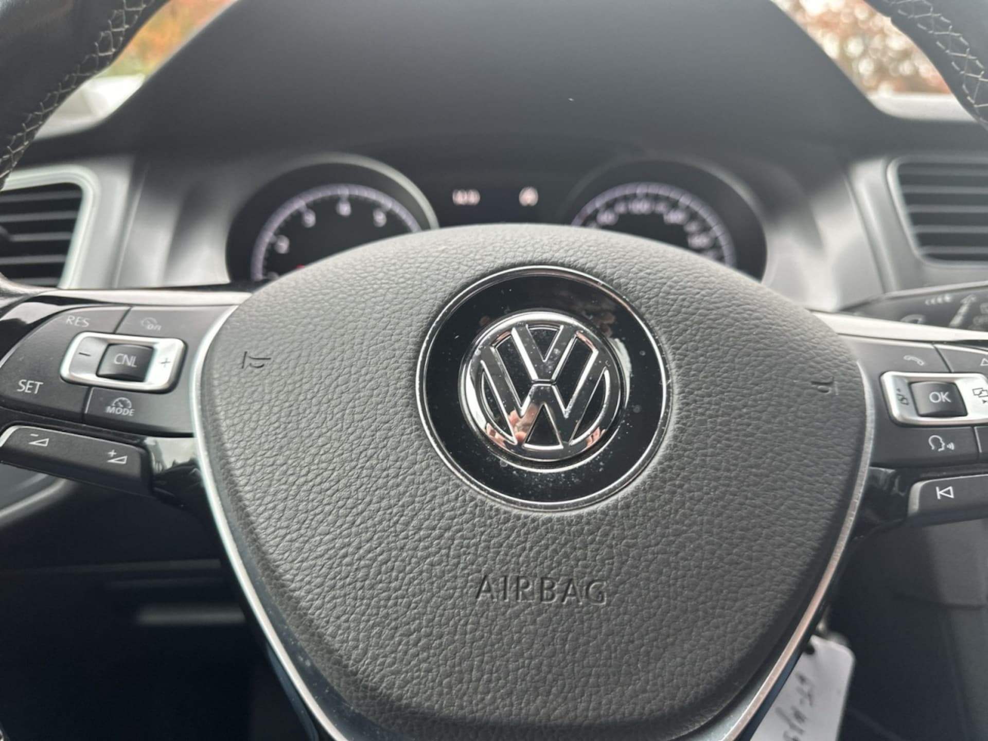 Volkswagen Golf LOUNGE