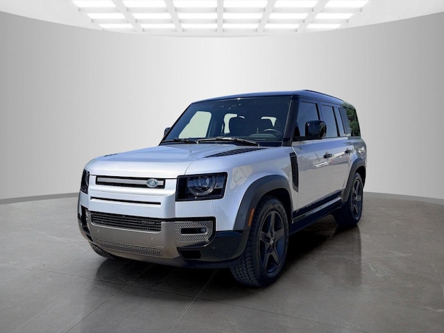 2023 Land Rover Defender