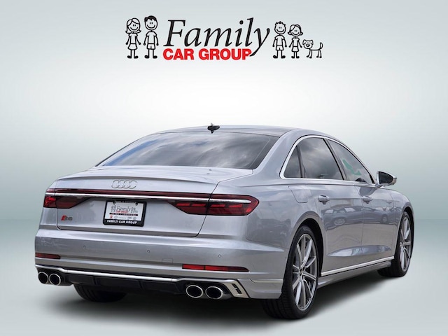2022 Audi S8 L
