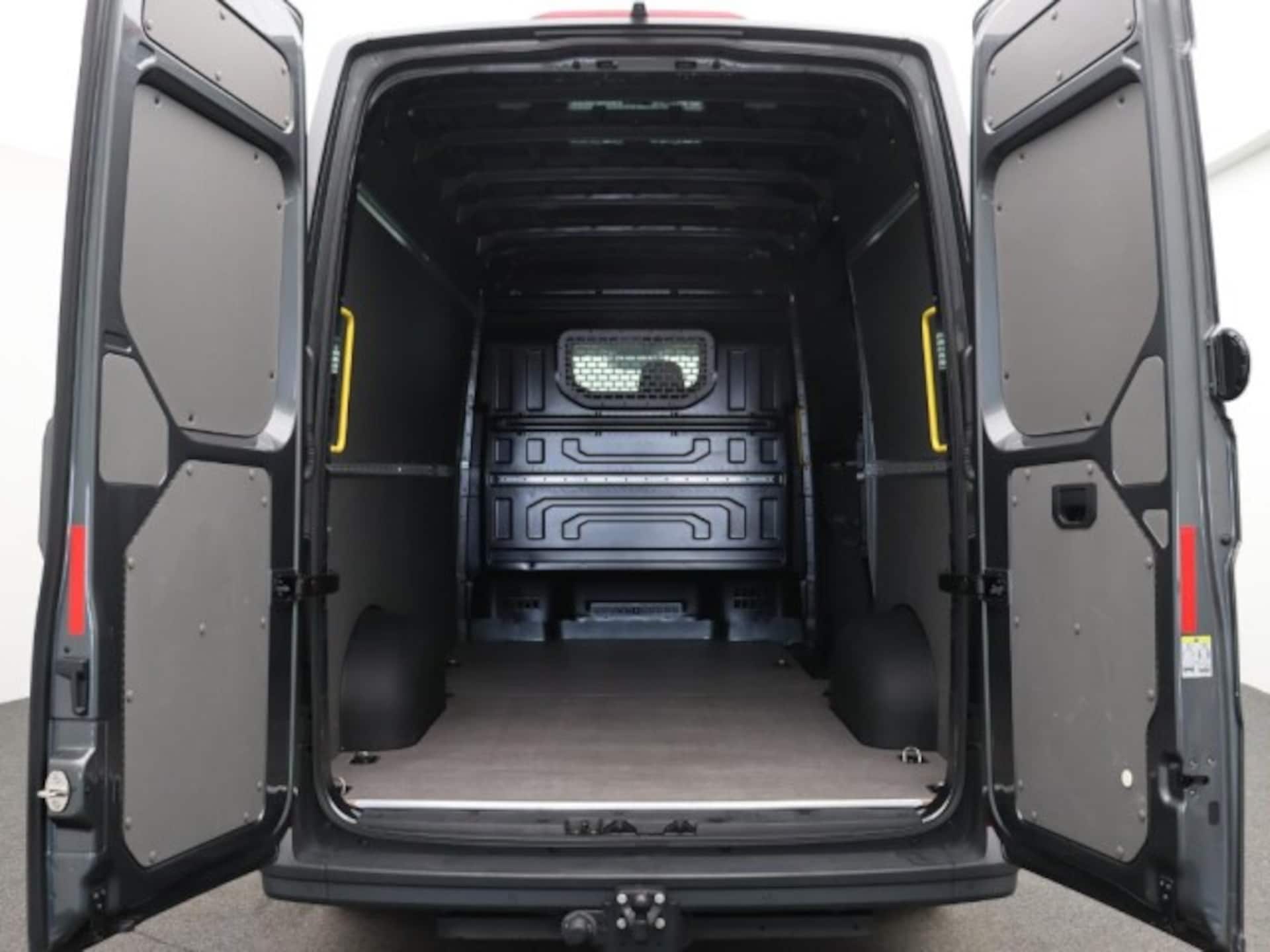Volkswagen Crafter Kasten mittlerer Radstand