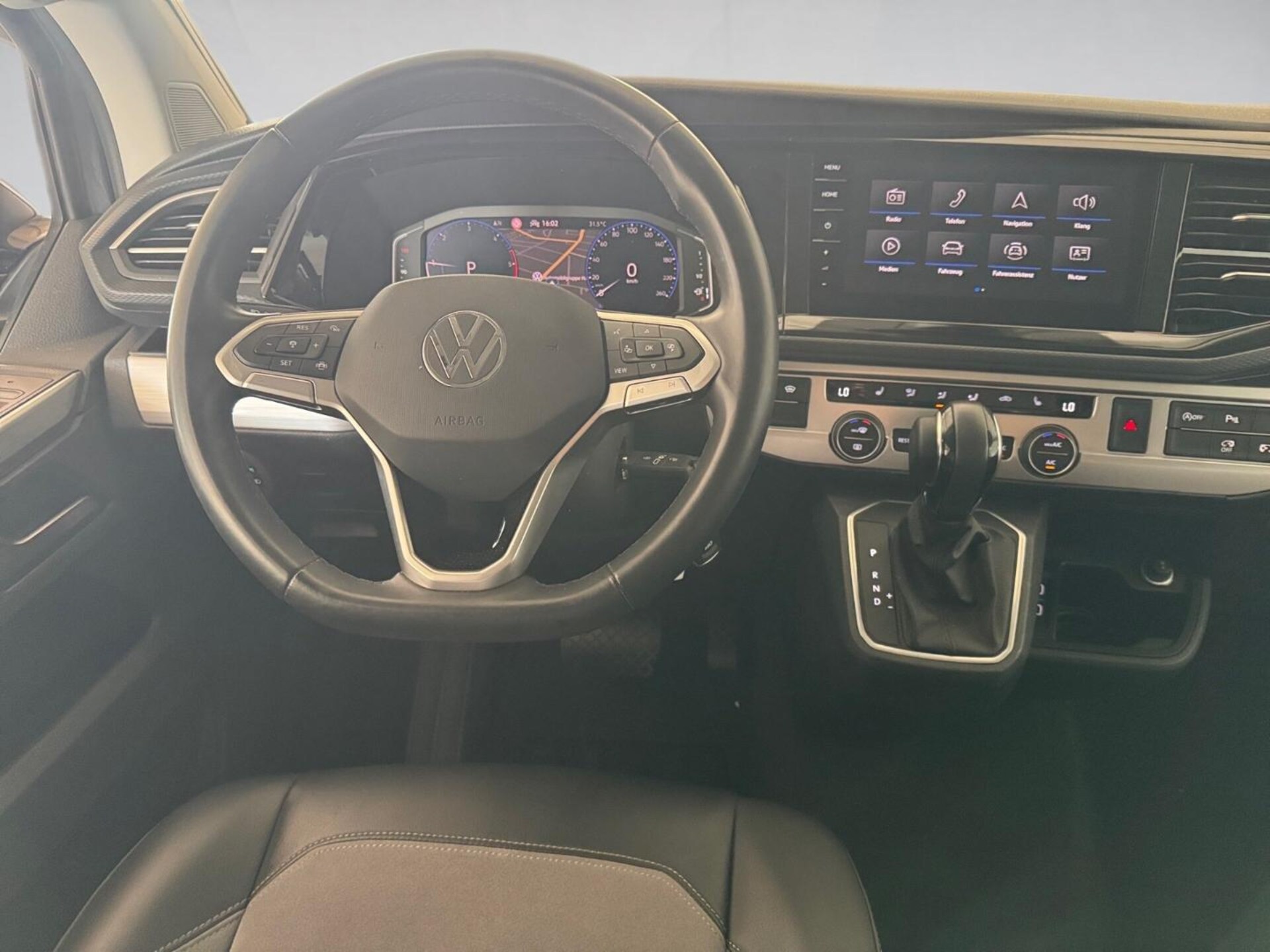 Volkswagen T6.1 California Beach