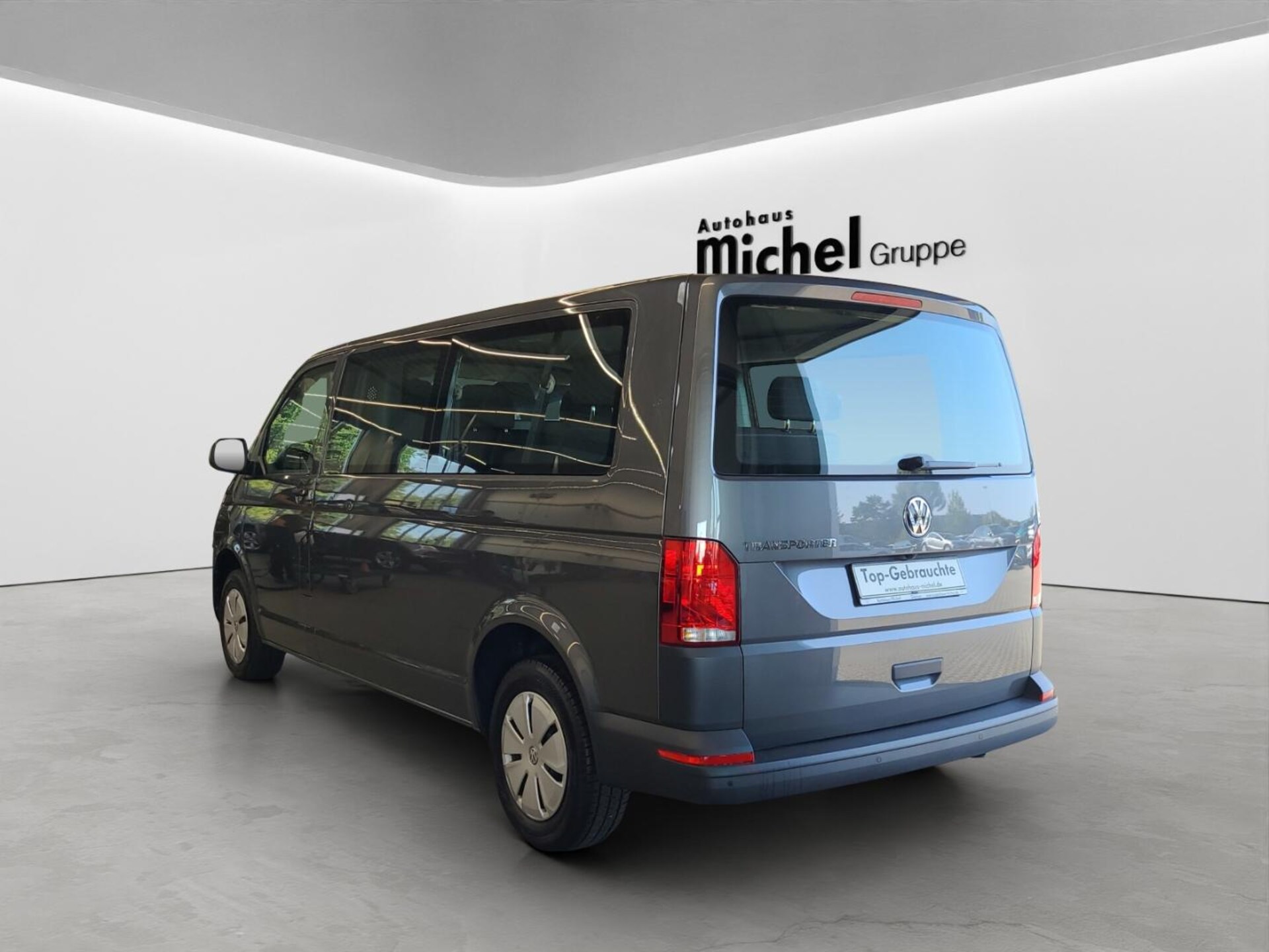Volkswagen T6.1 Transporter Kombi langer Radstand