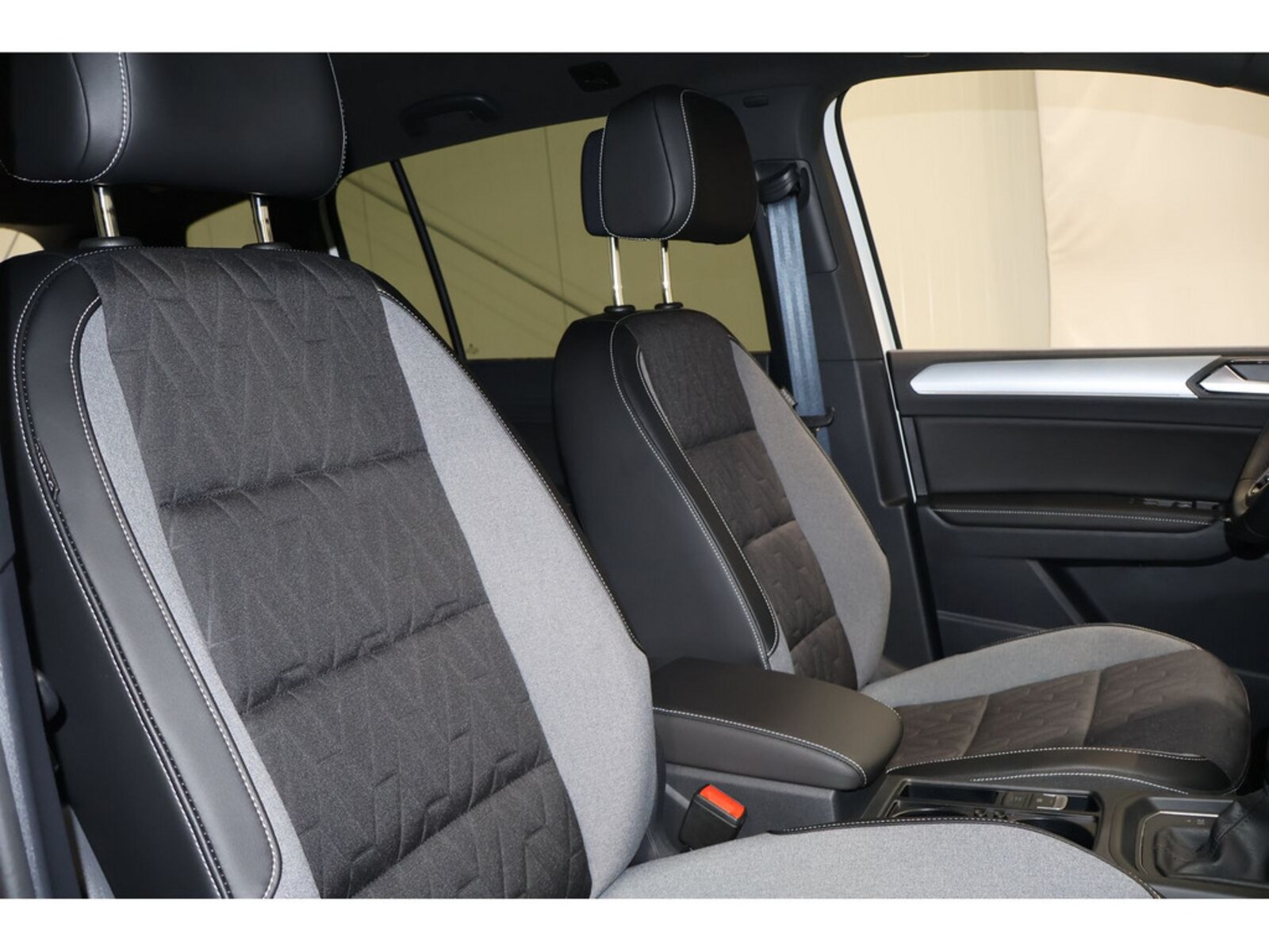 Volkswagen Touran – Bild 7