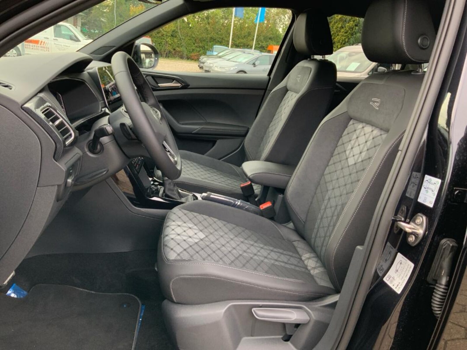 Volkswagen T-Cross – Bild 20
