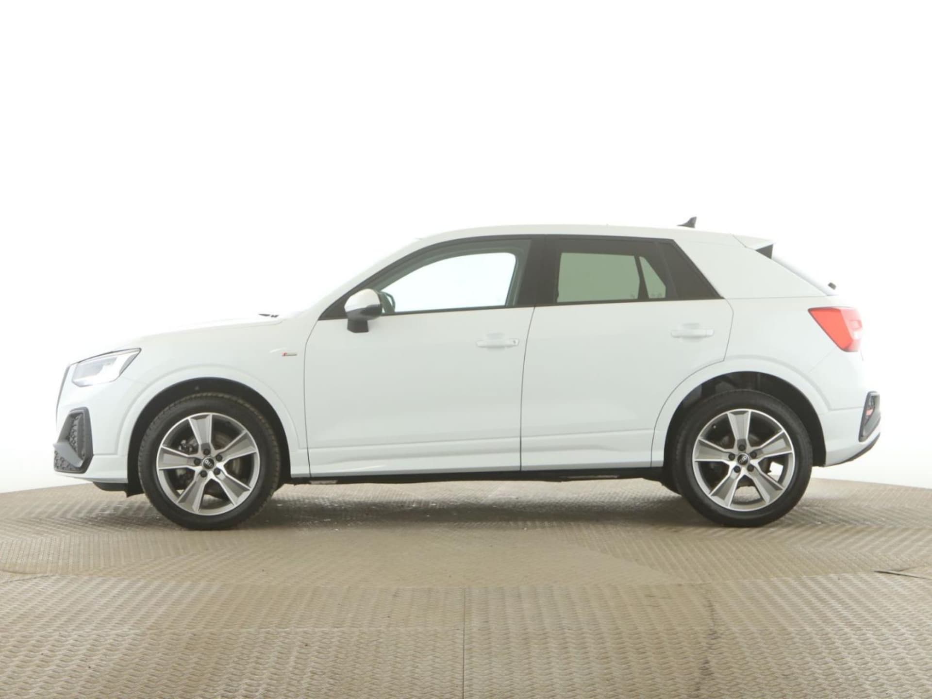 Audi Q2 S line