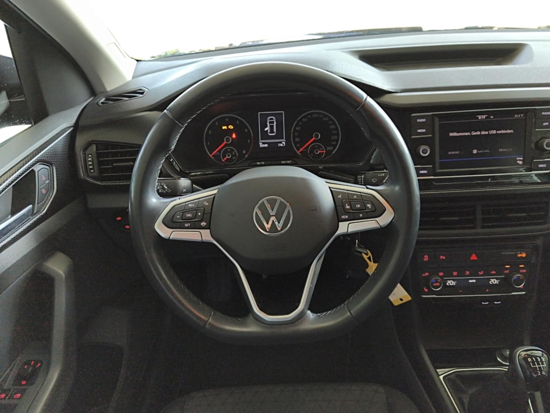 Volkswagen T-Cross Life