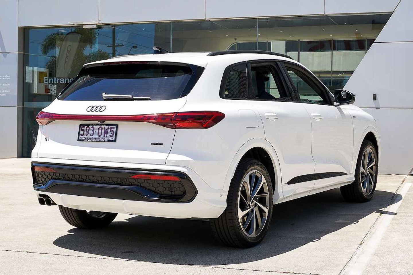 Image about Audi Q5 SUV TDI quattro 150 kW sport