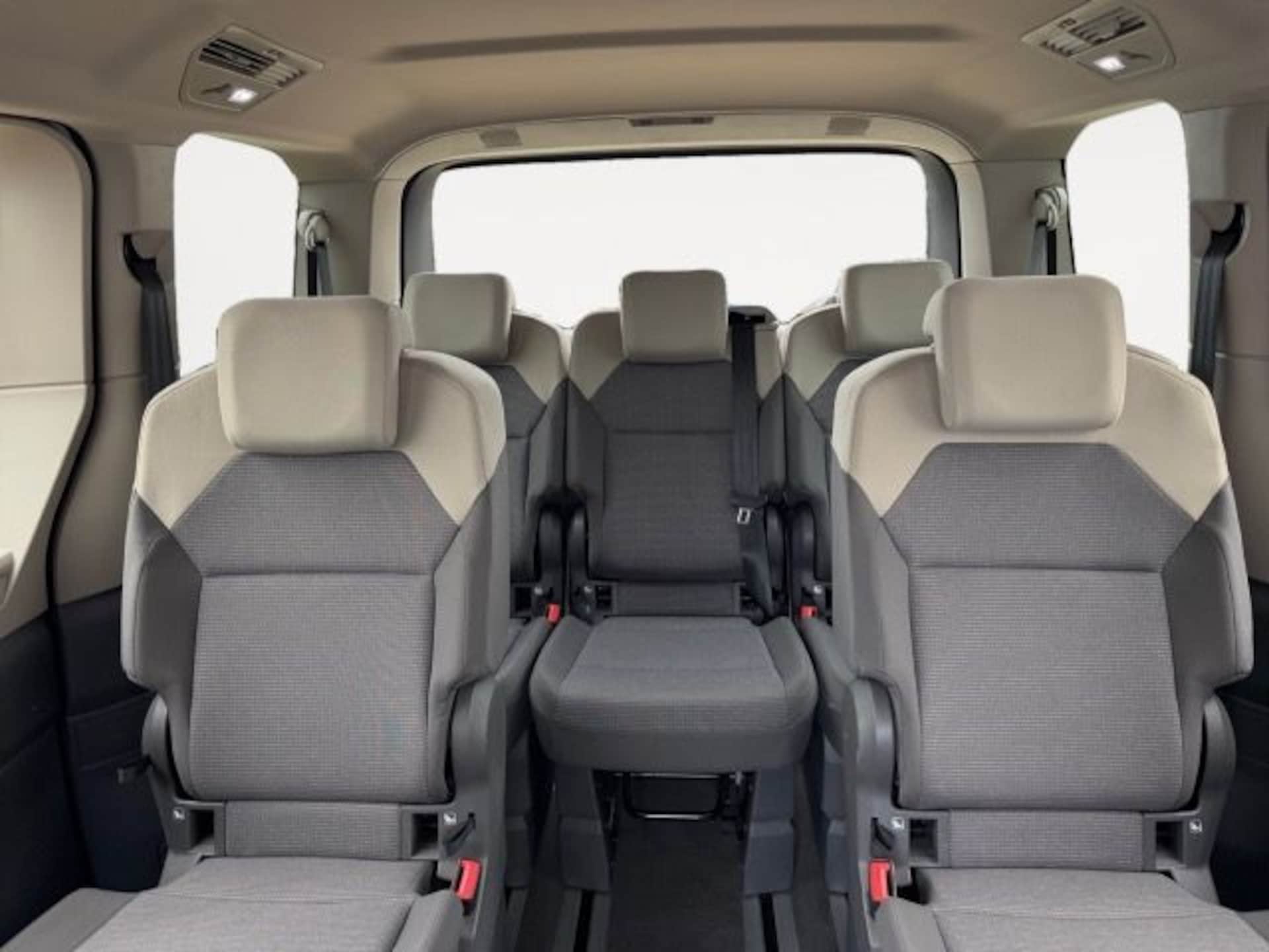 Volkswagen Multivan Basis-Modell
