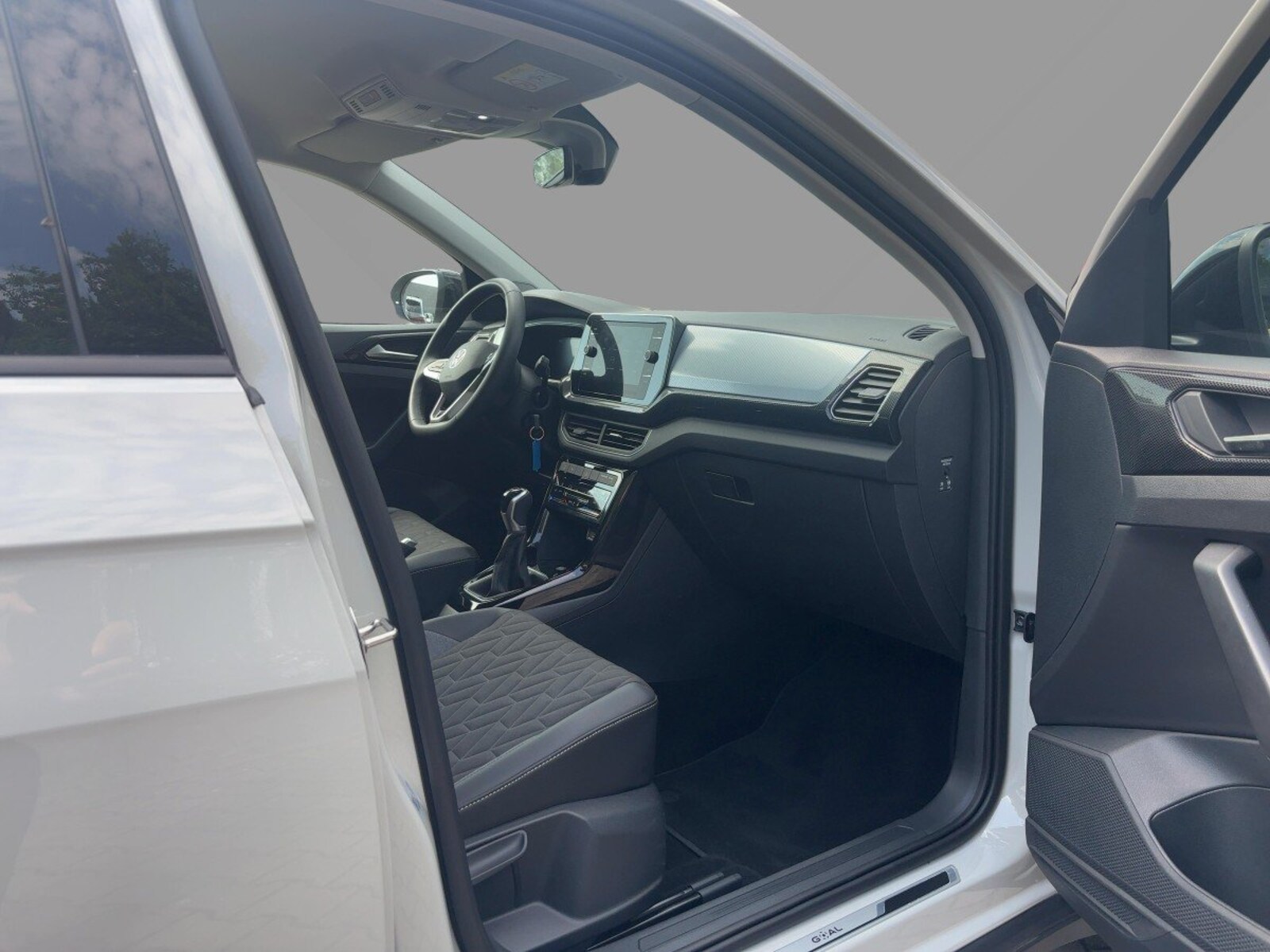 Volkswagen T-Cross – Bild 8