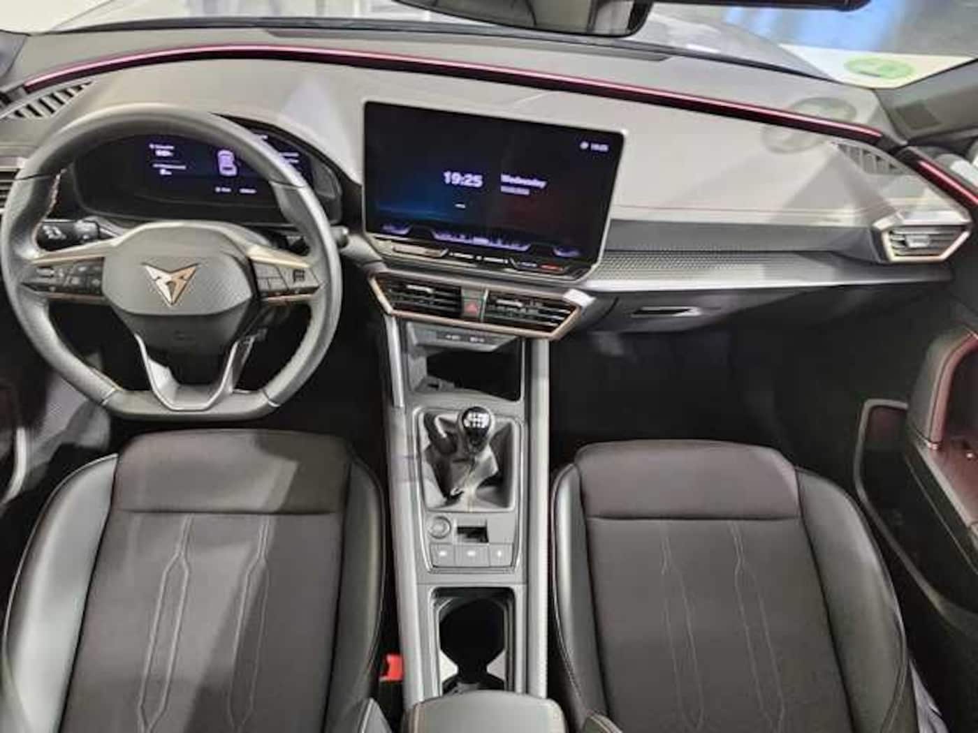 CUPRA Leon León 1.5 TSI 110 kW (150 CV) — photo 4