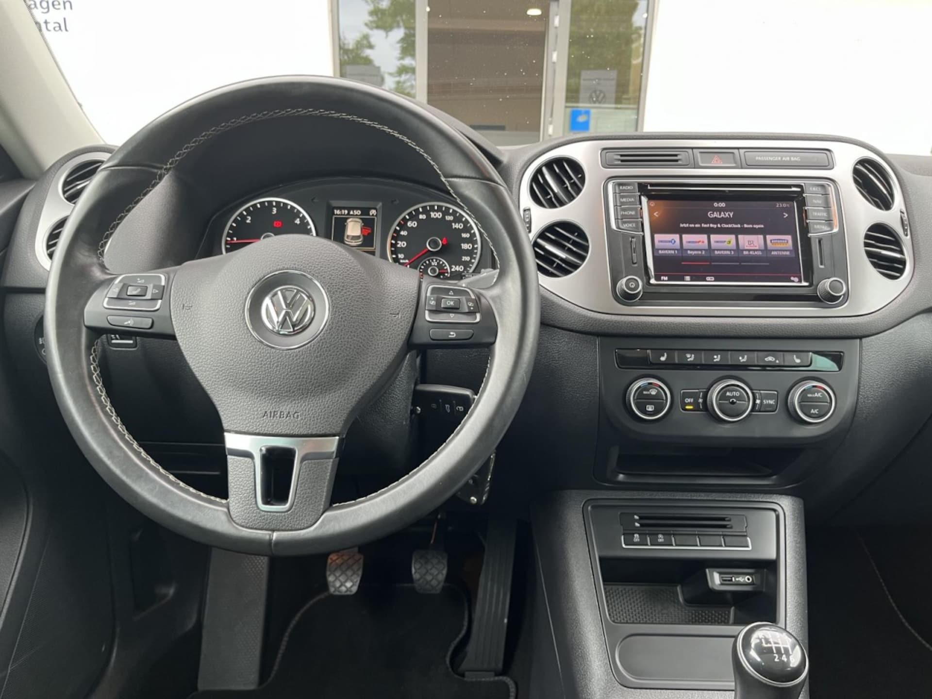 Volkswagen Tiguan LOUNGE Sport & Style