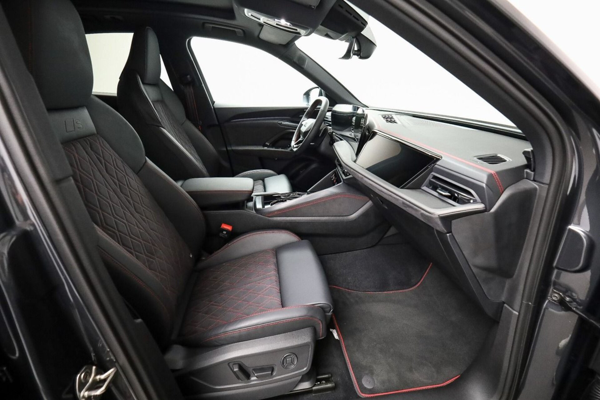 Audi SQ5 Sportback edition one